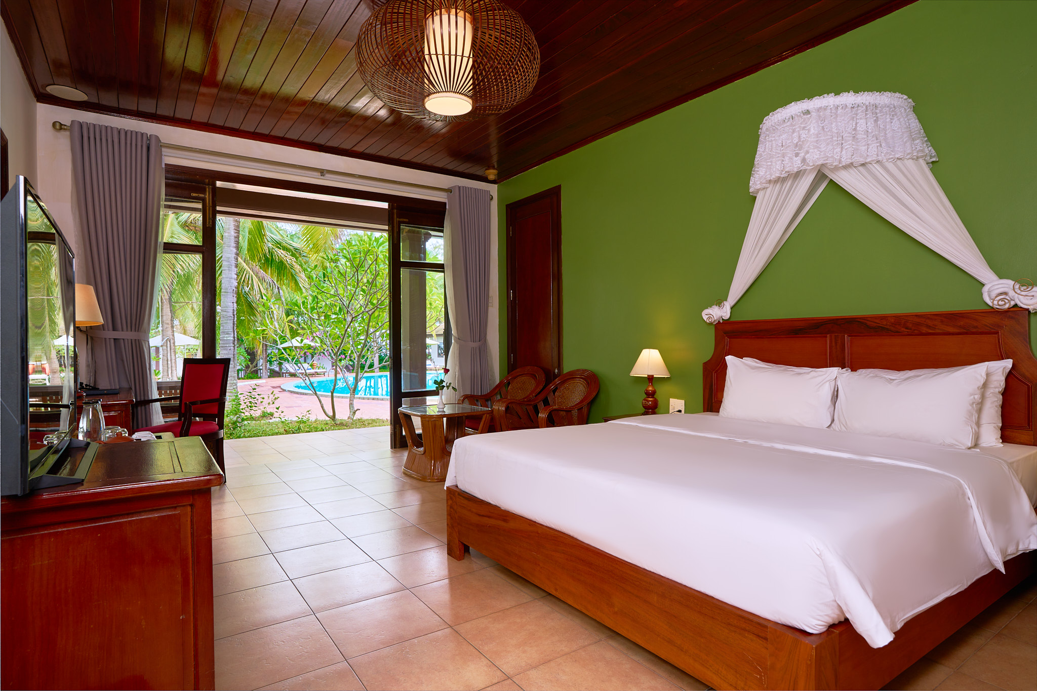 Double or Twin Deluxe Pool View