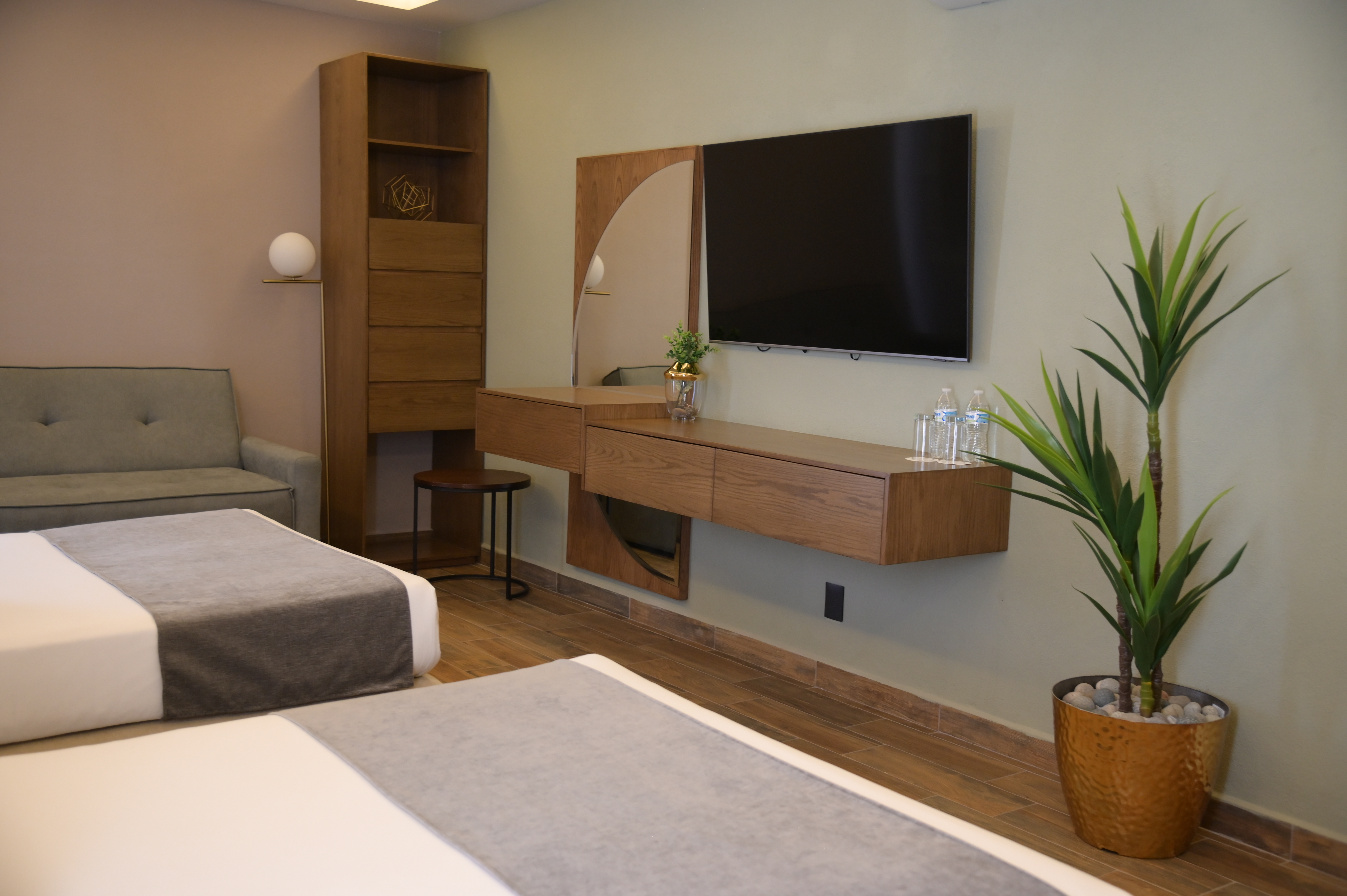 Junior Suite Two Queen Beds