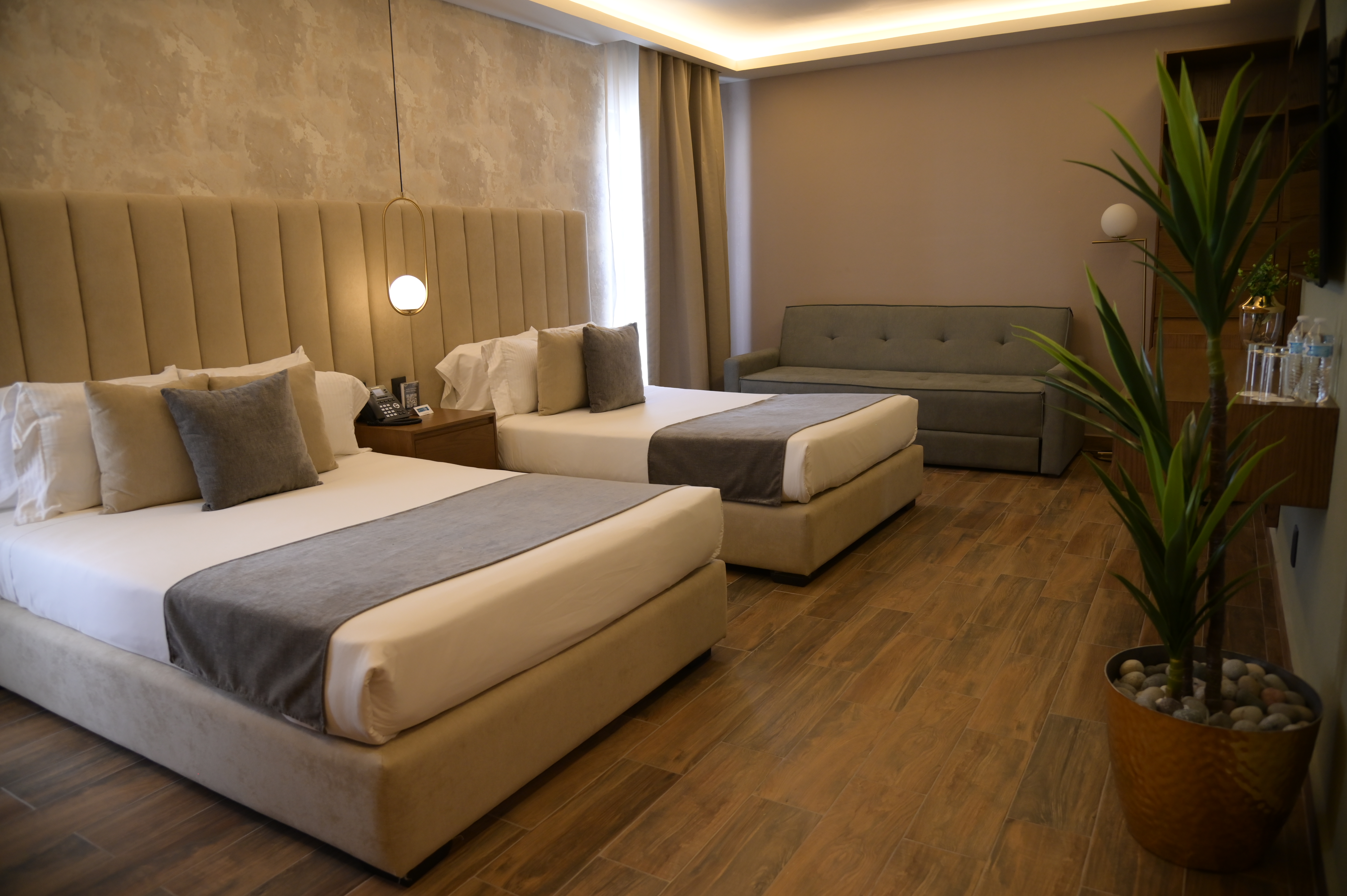 Junior Suite Two Queen Beds