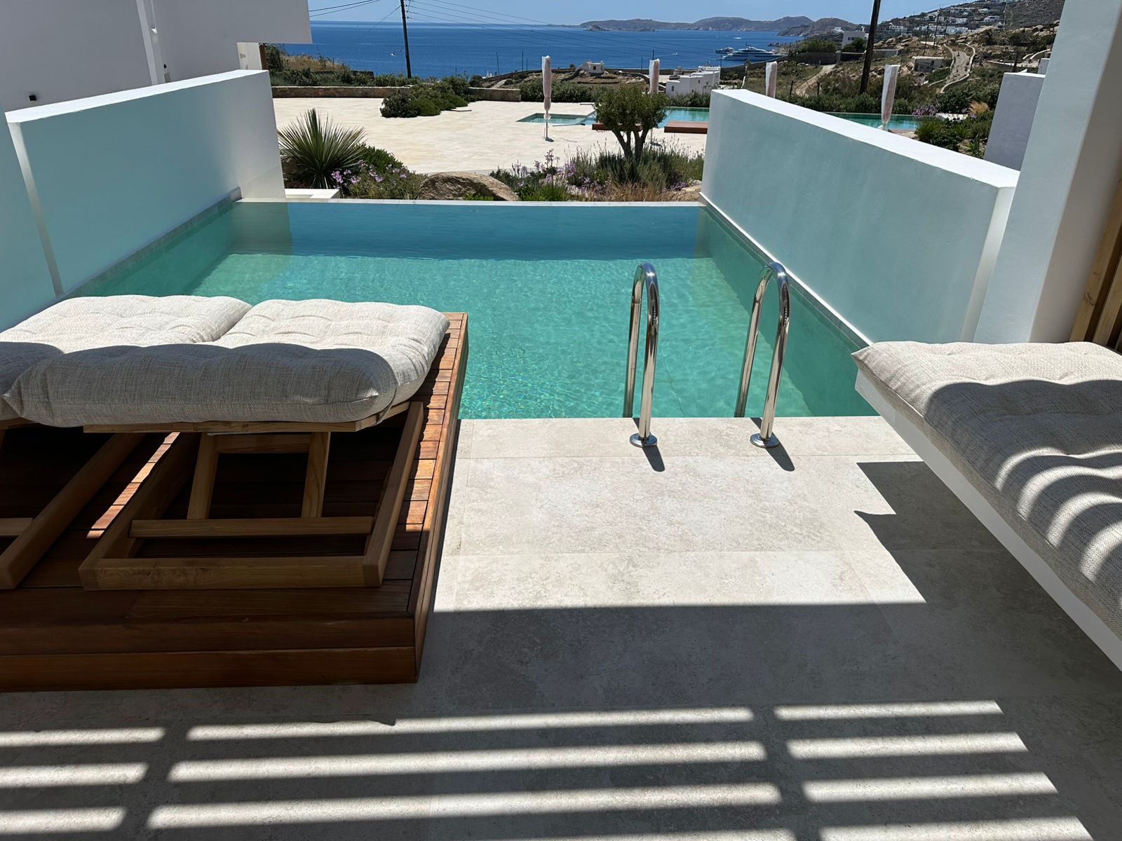 Double or Twin Deluxe Sea View