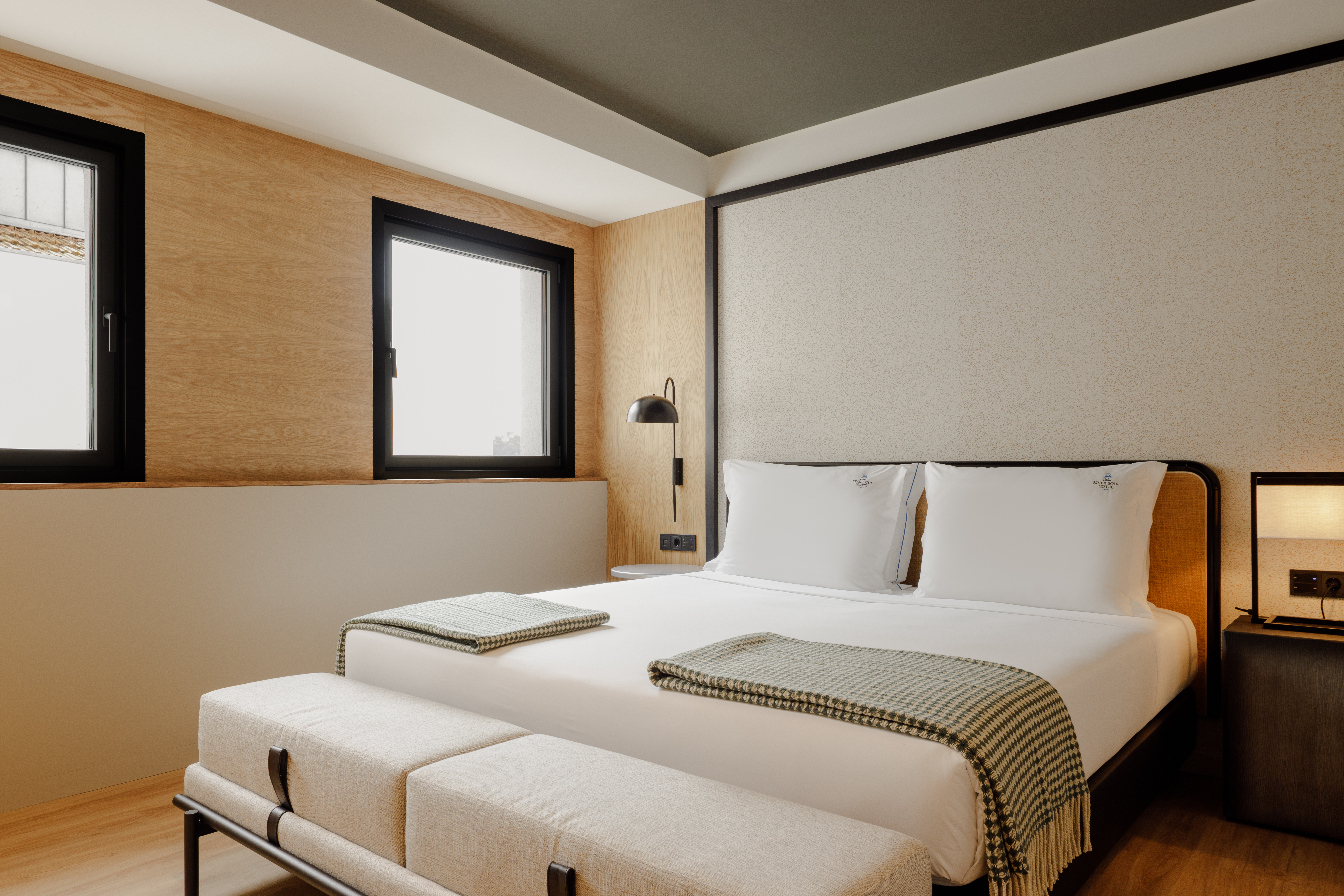 Quadruple Two Bedrooms with Views