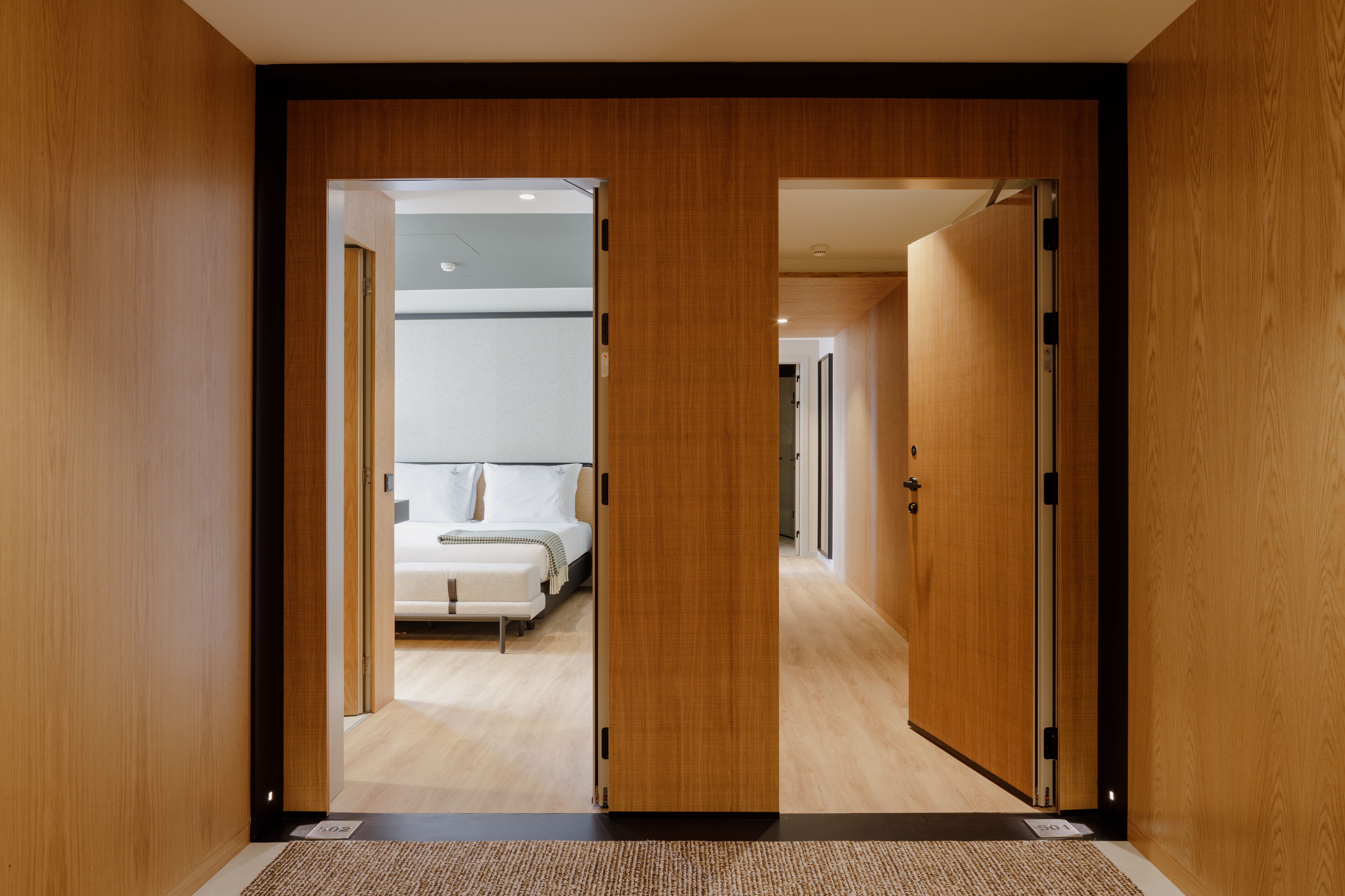 Quadruple Two Bedrooms with Views