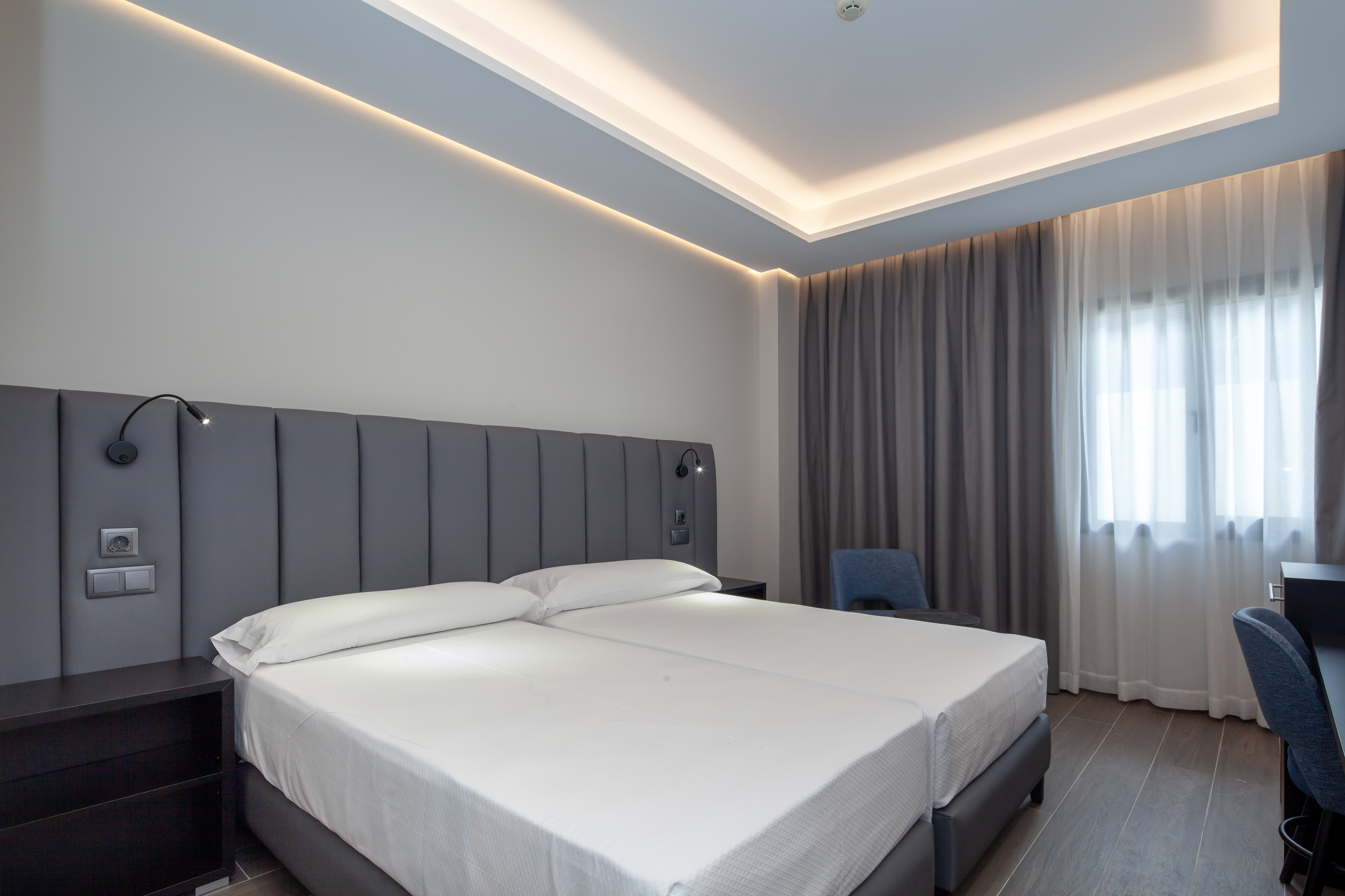 Double or Twin Standard