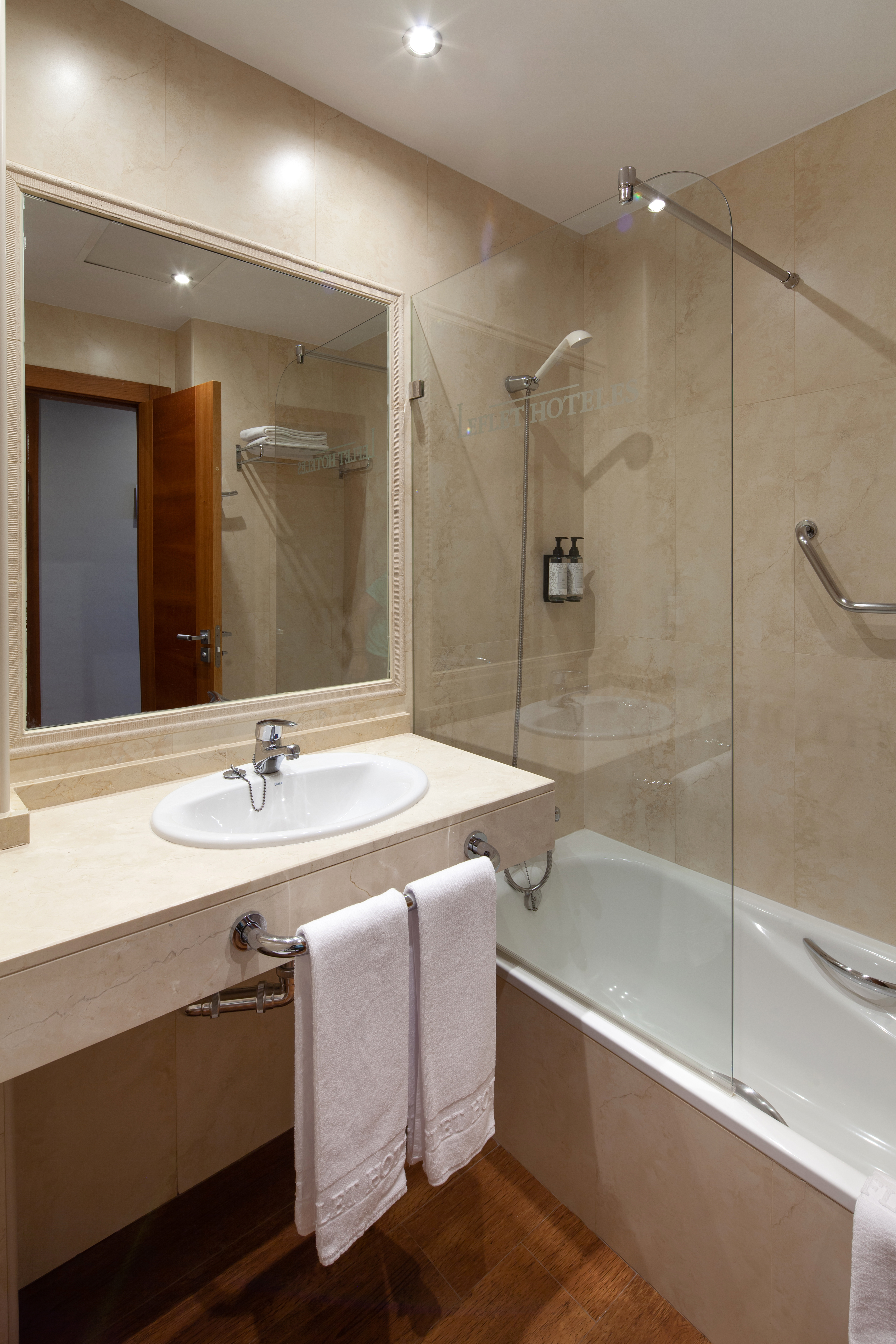 Double or Twin Standard