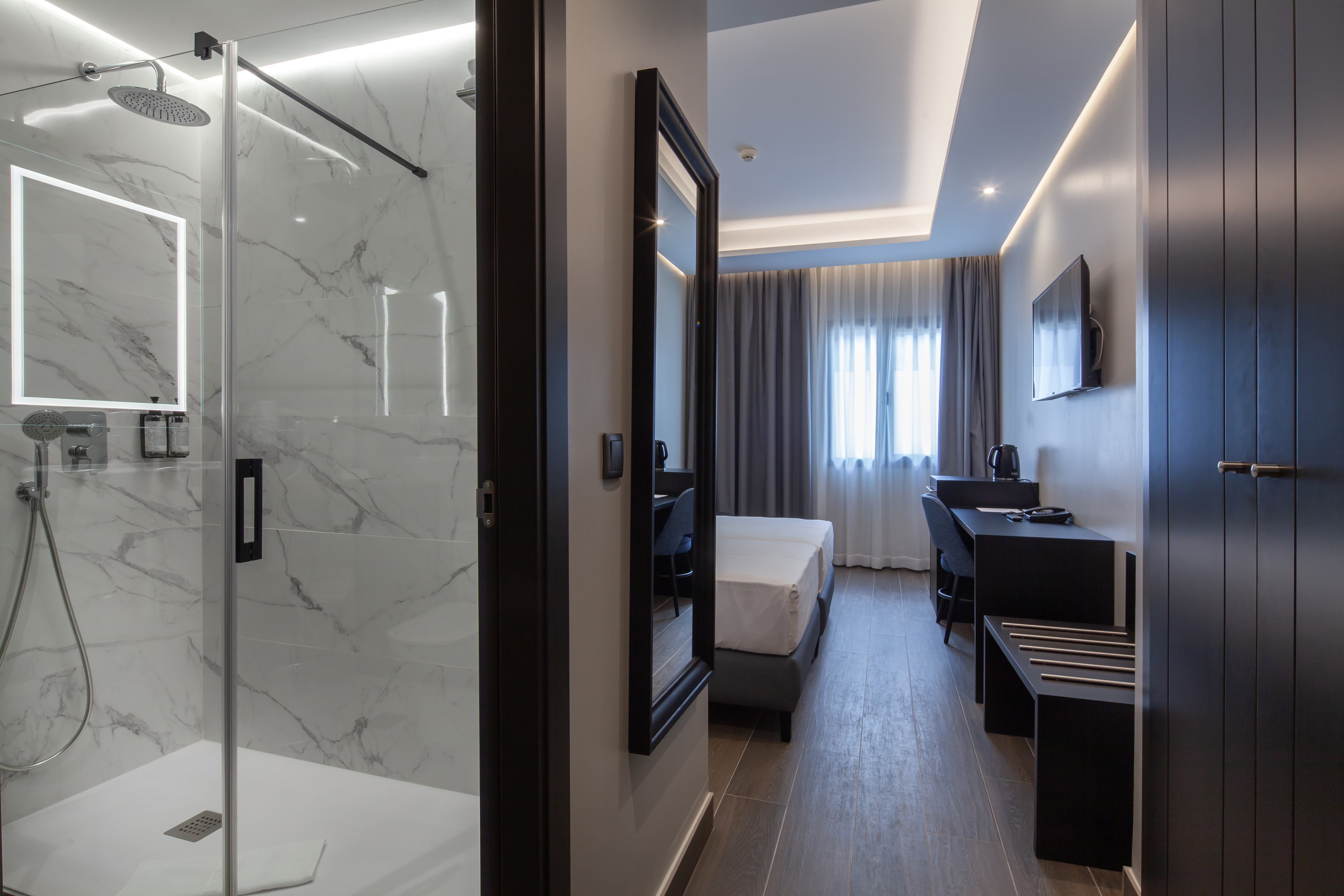 Double or Twin Standard