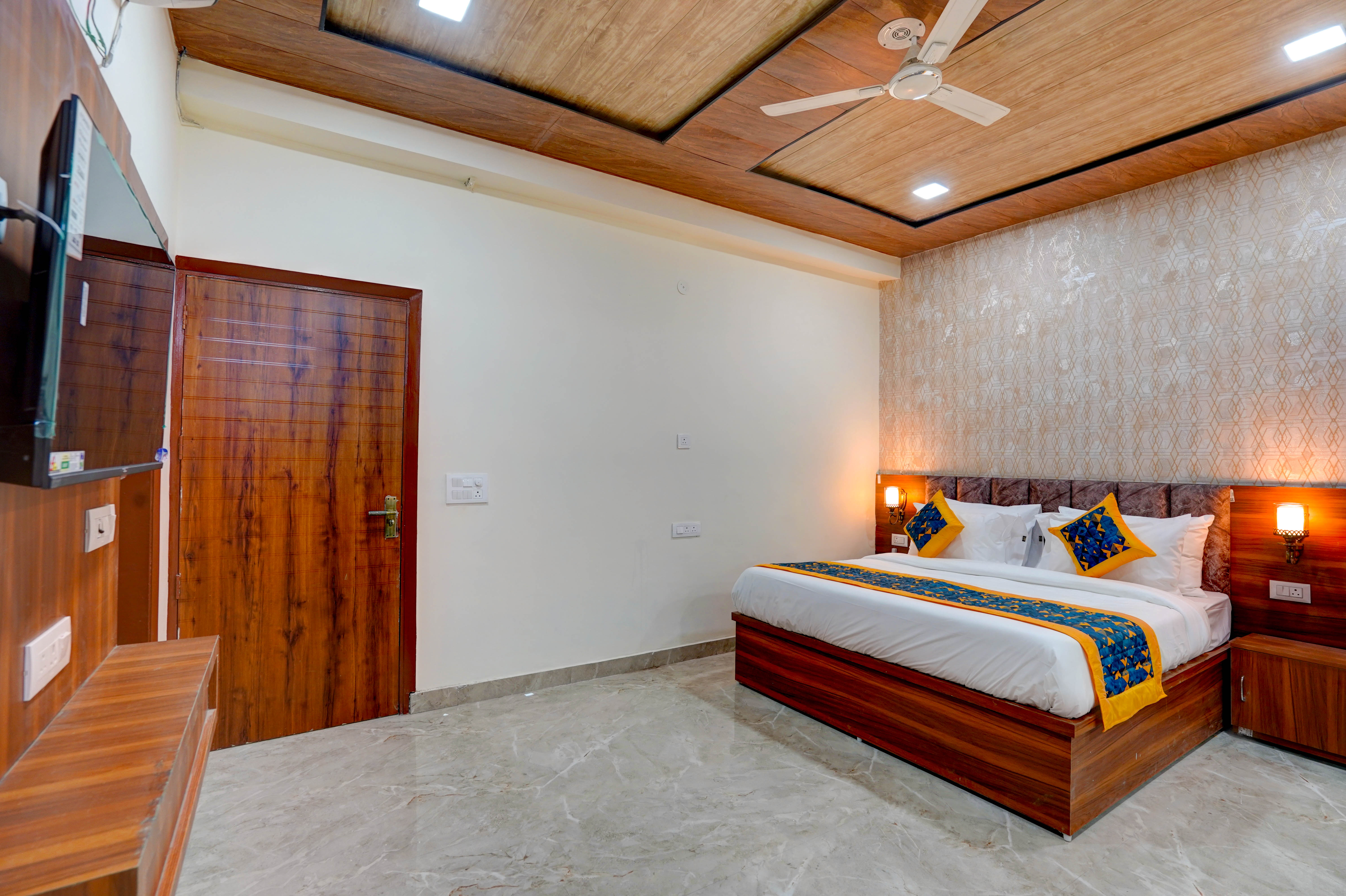 Quadruple Connecting Room