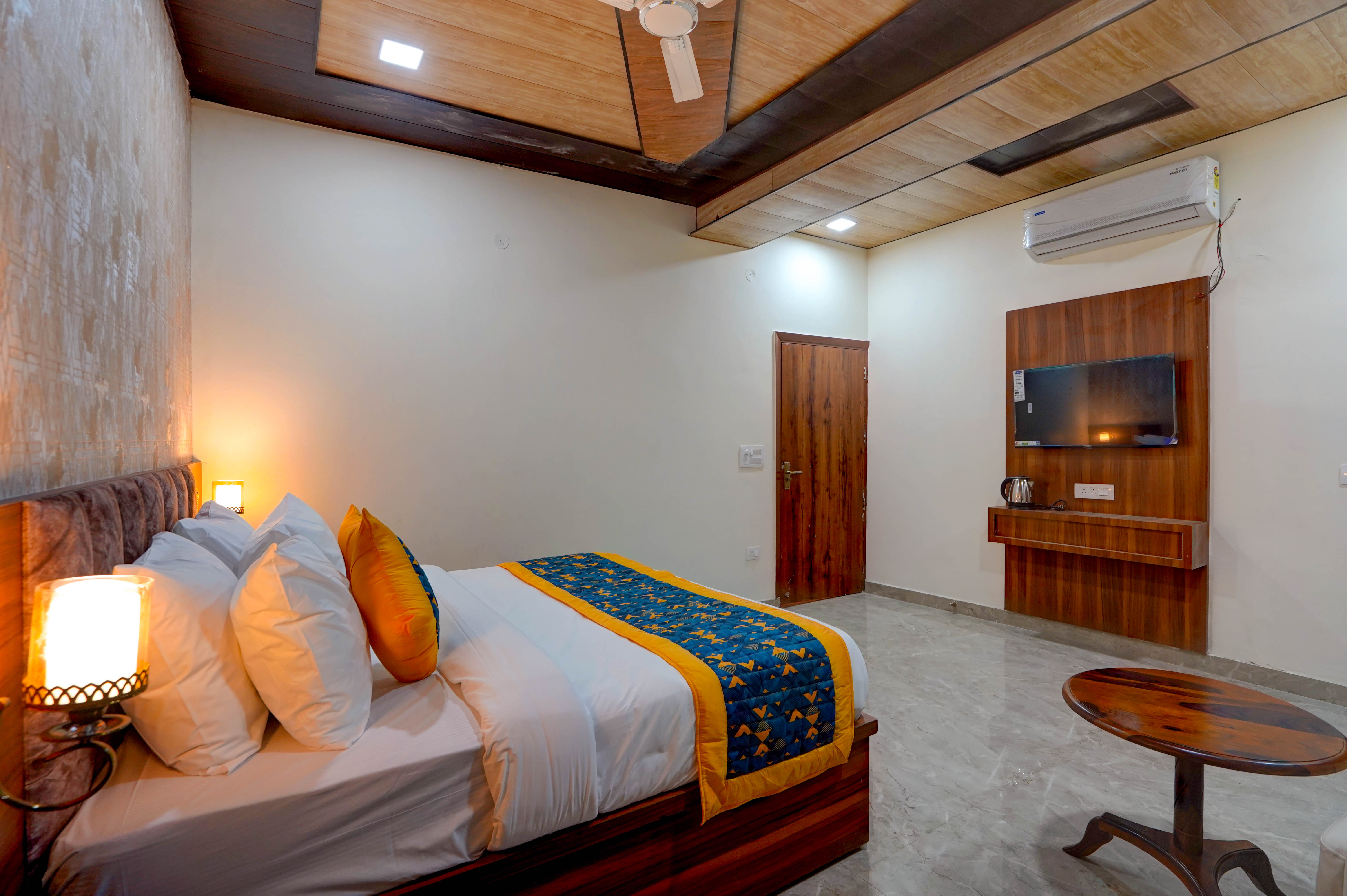 Quadruple Connecting Room