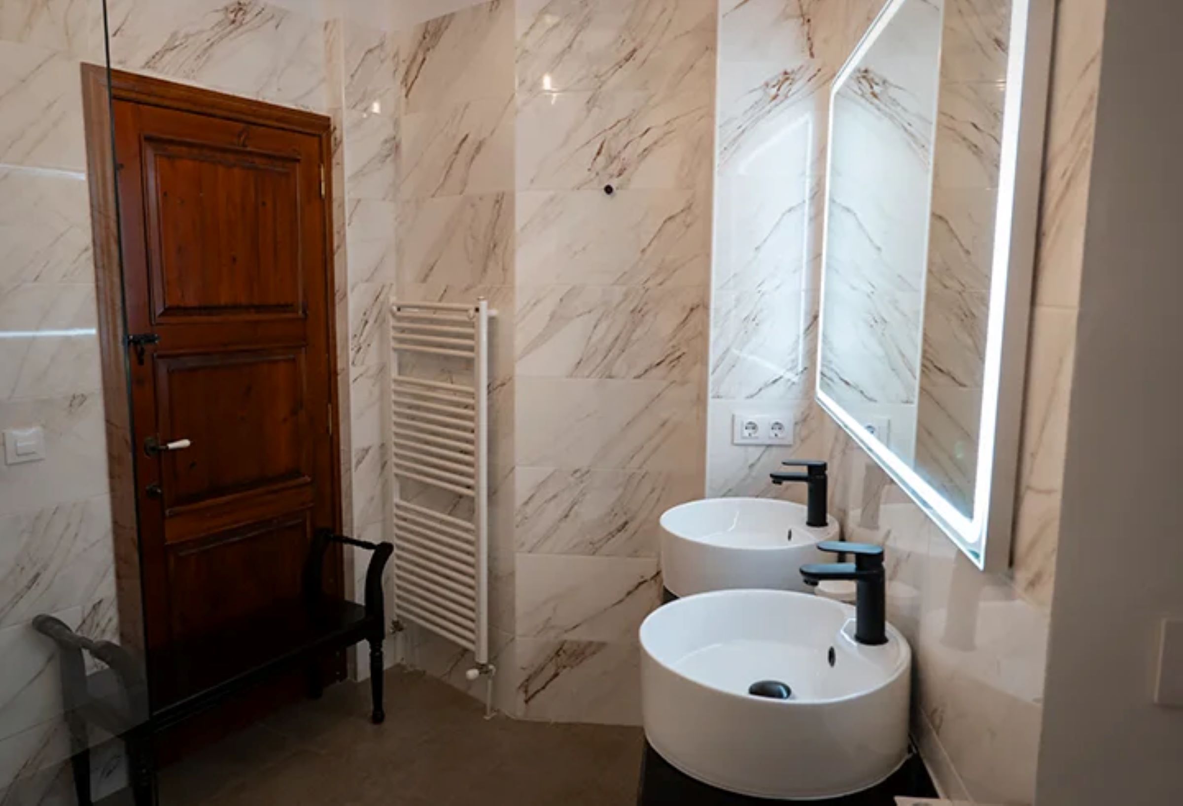 Double or Twin Duplex