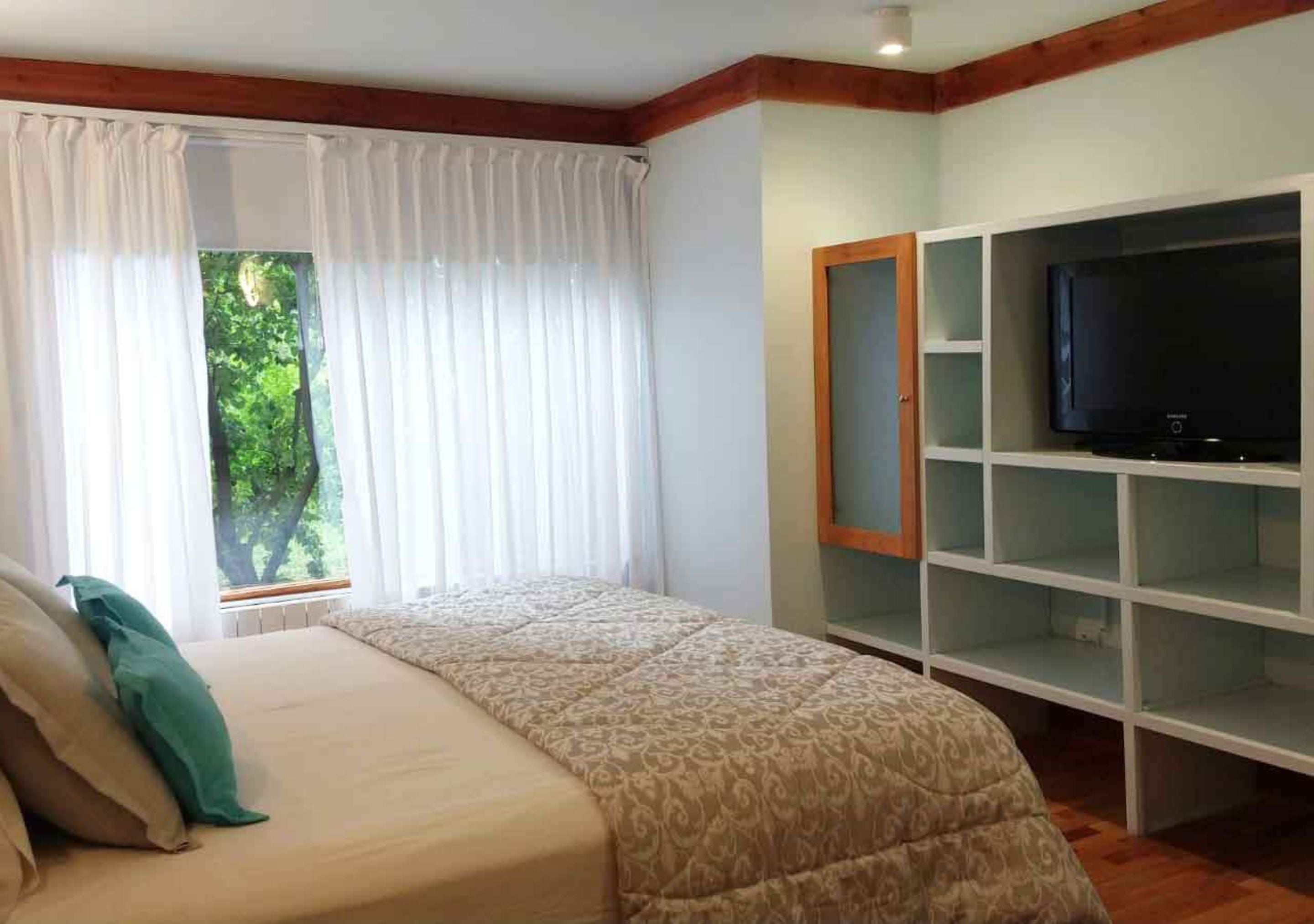 Bungalow Two Bedrooms Two Bathrooms