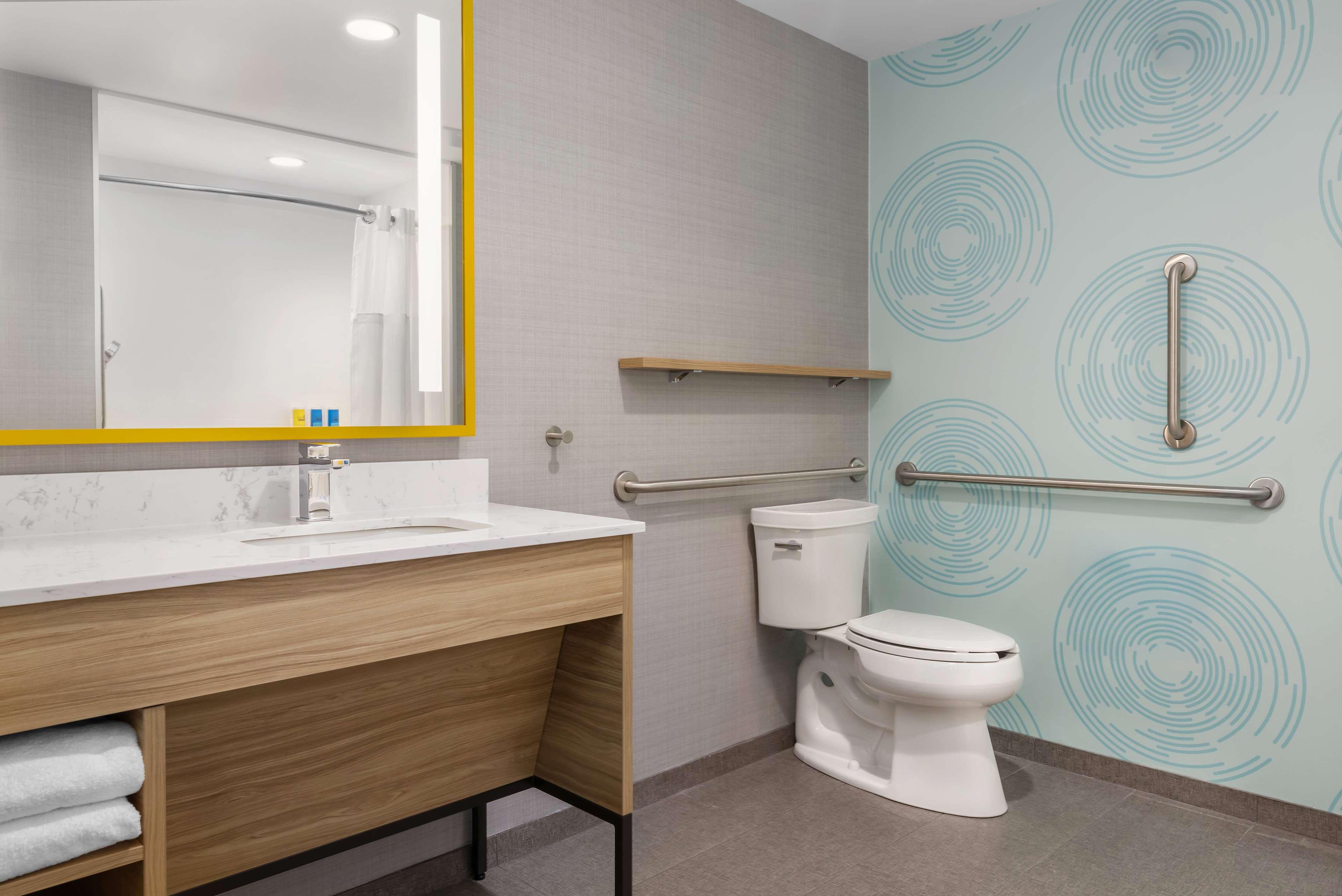 Double Accessible-two Queen Beds