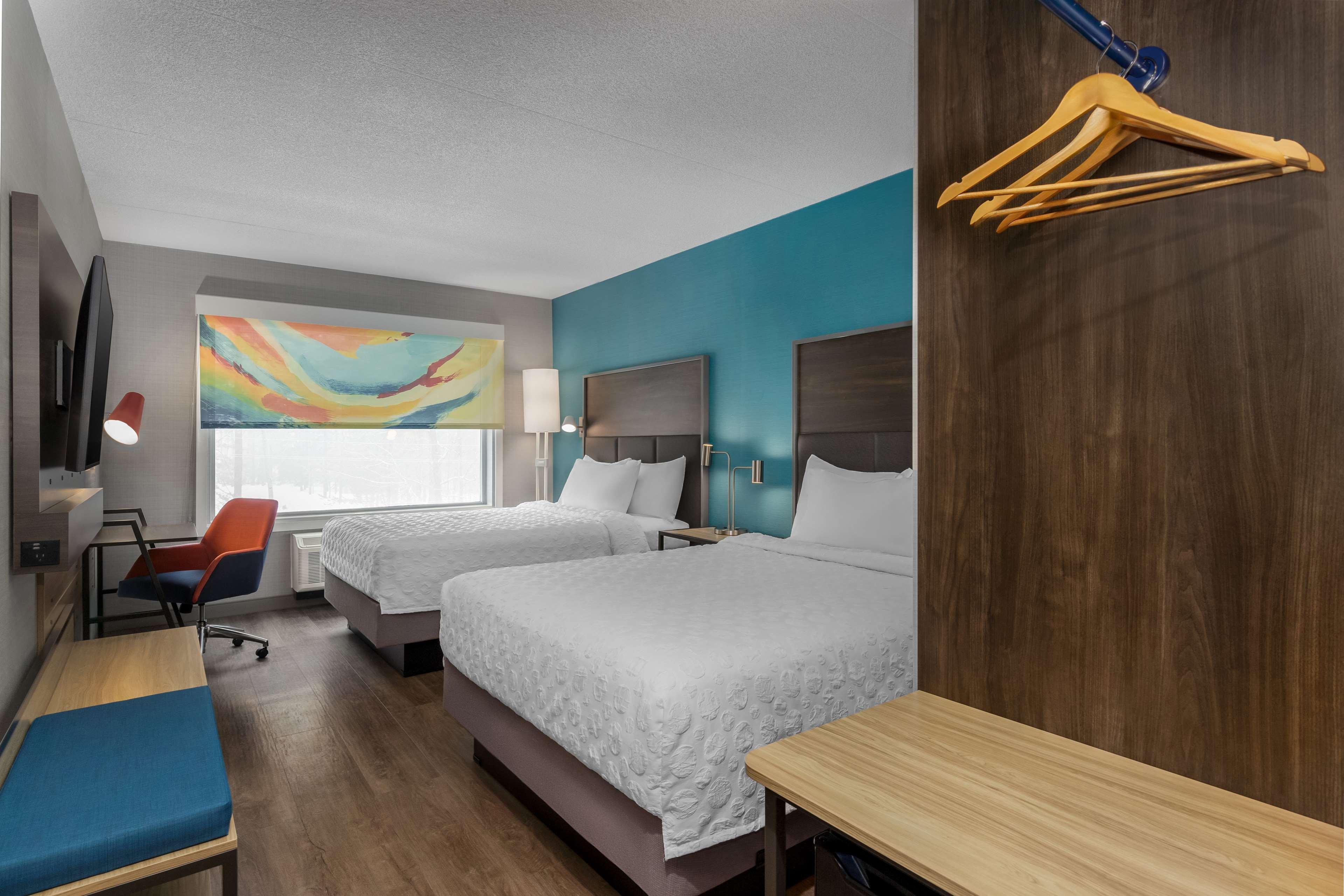 Double Accessible-two Queen Beds