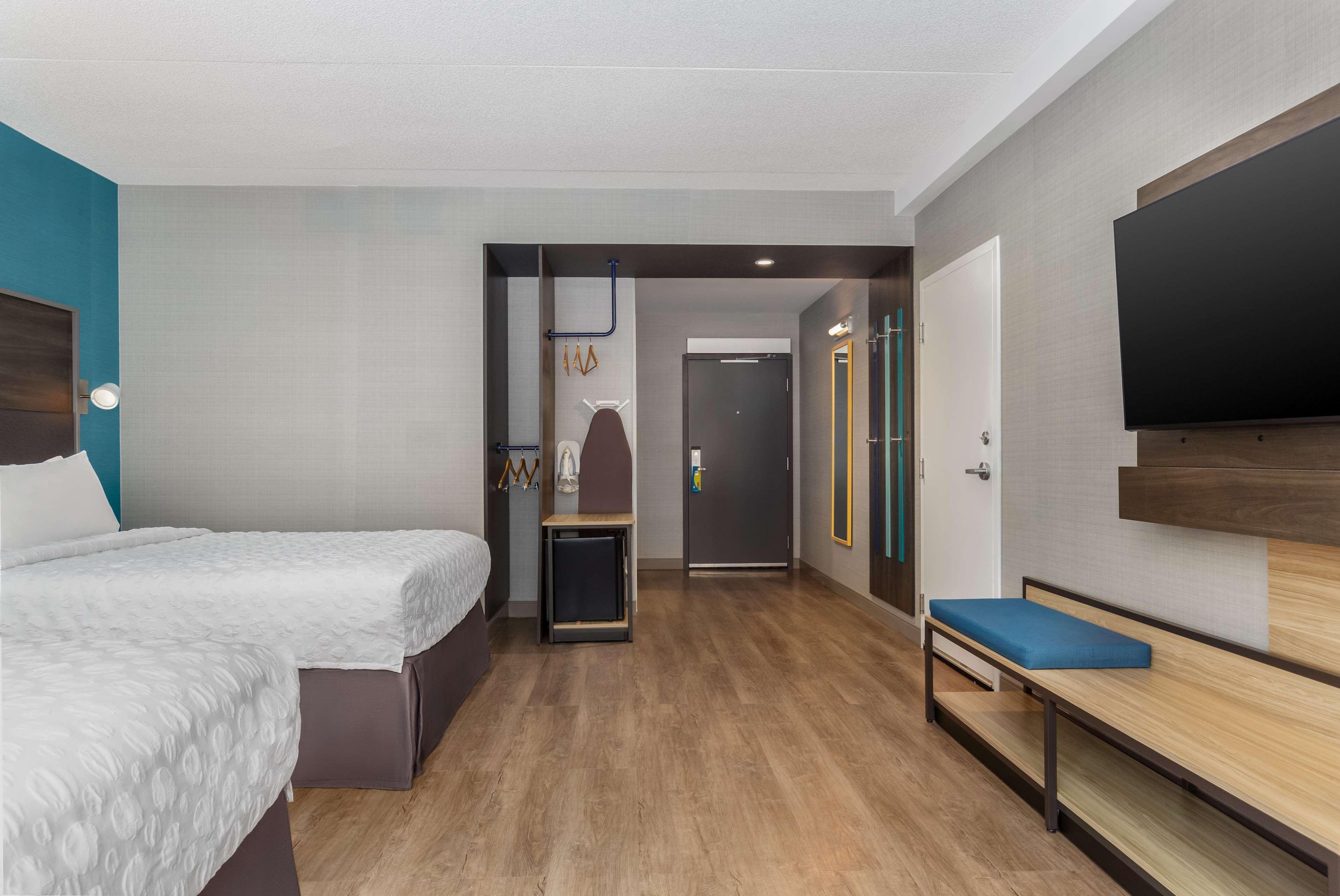 Double Two Queen Beds