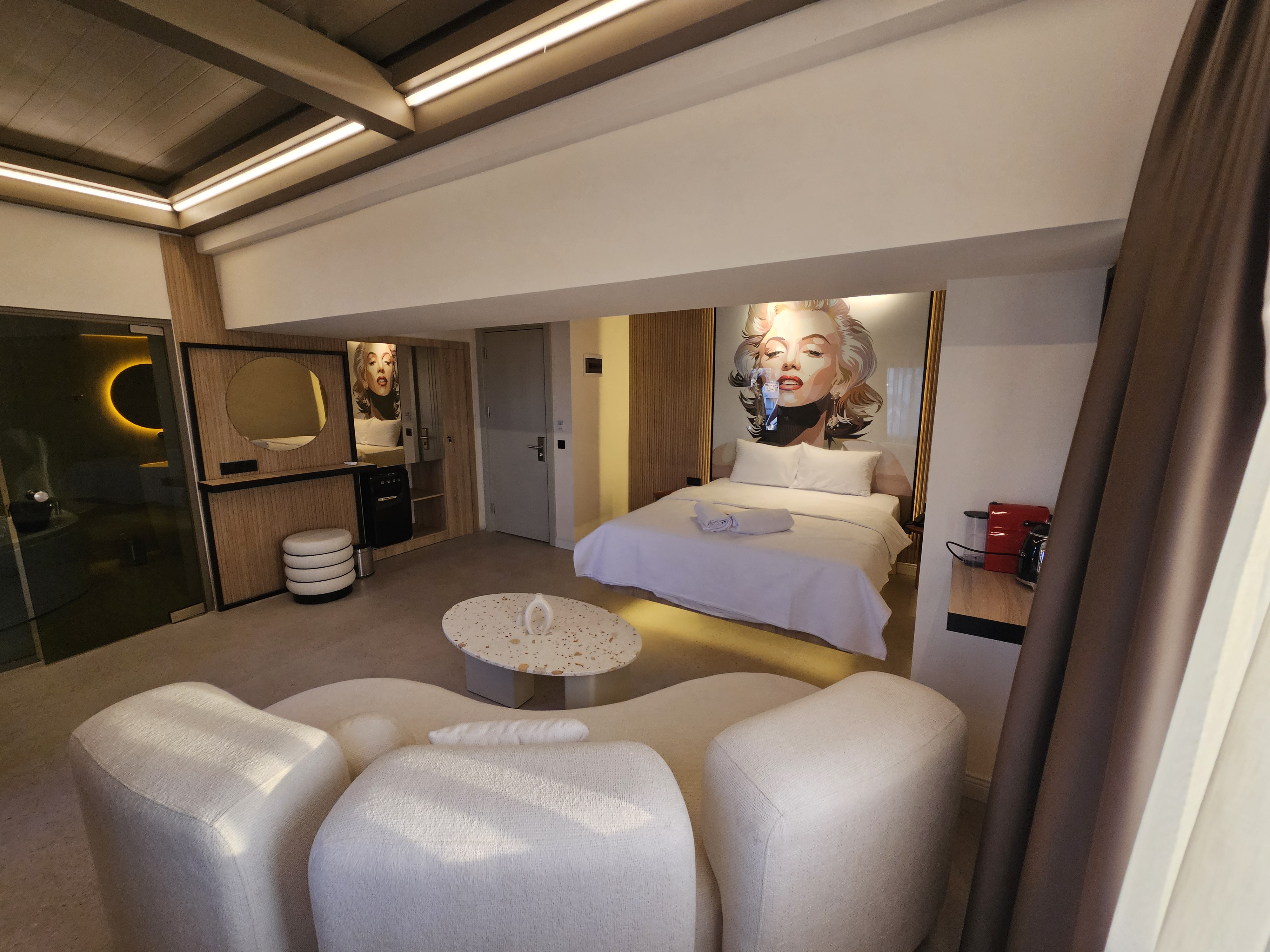 Room with Air Conditioning