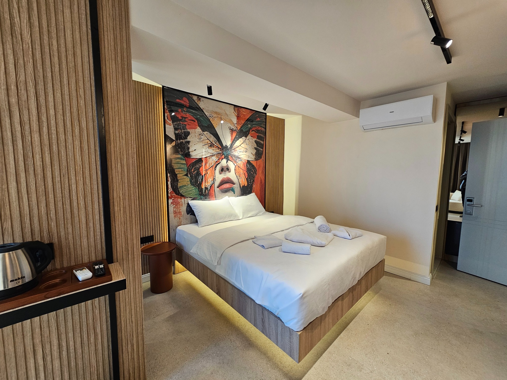 Room Two Double Beds