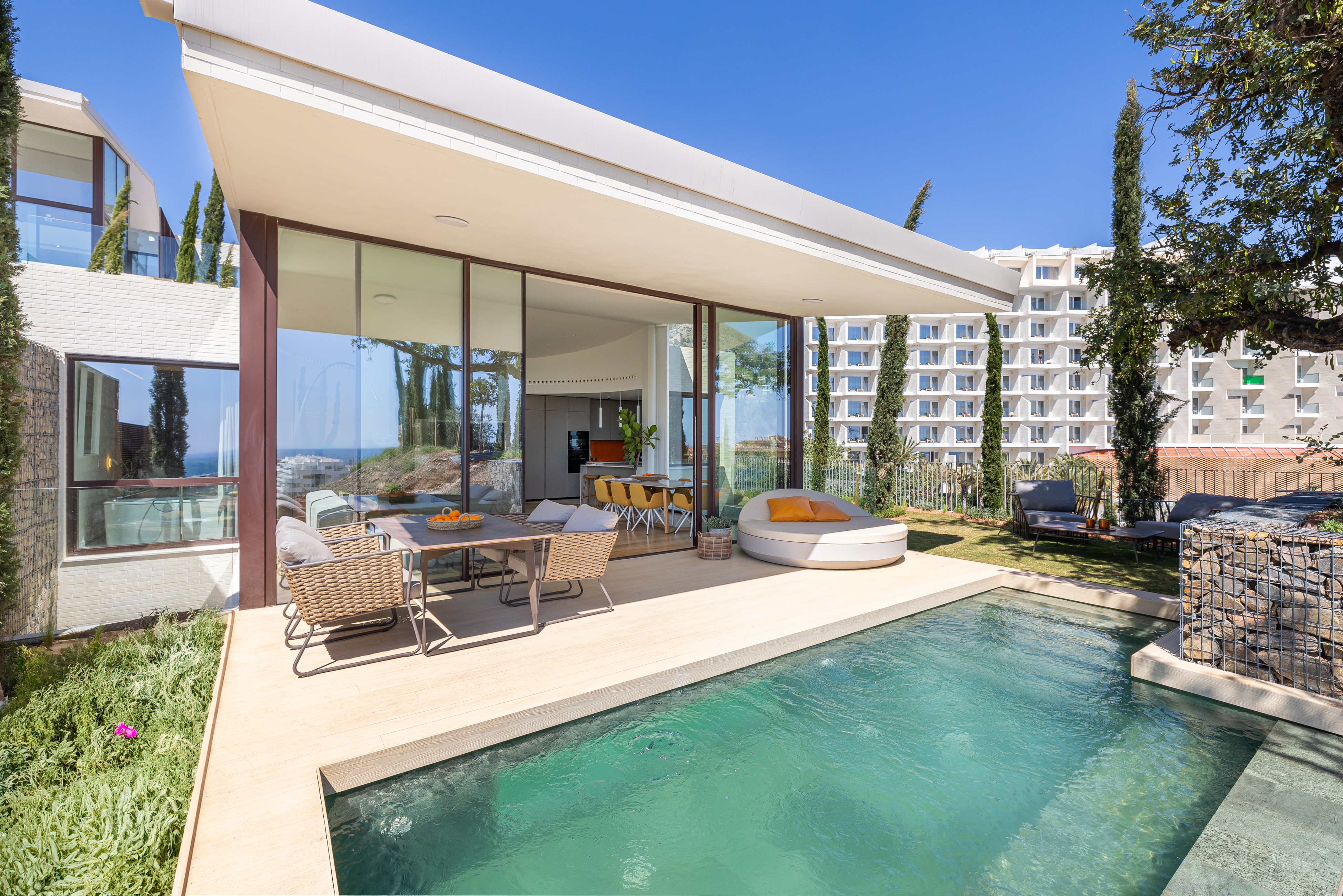 Villa Four Bedrooms Three Bathrooms