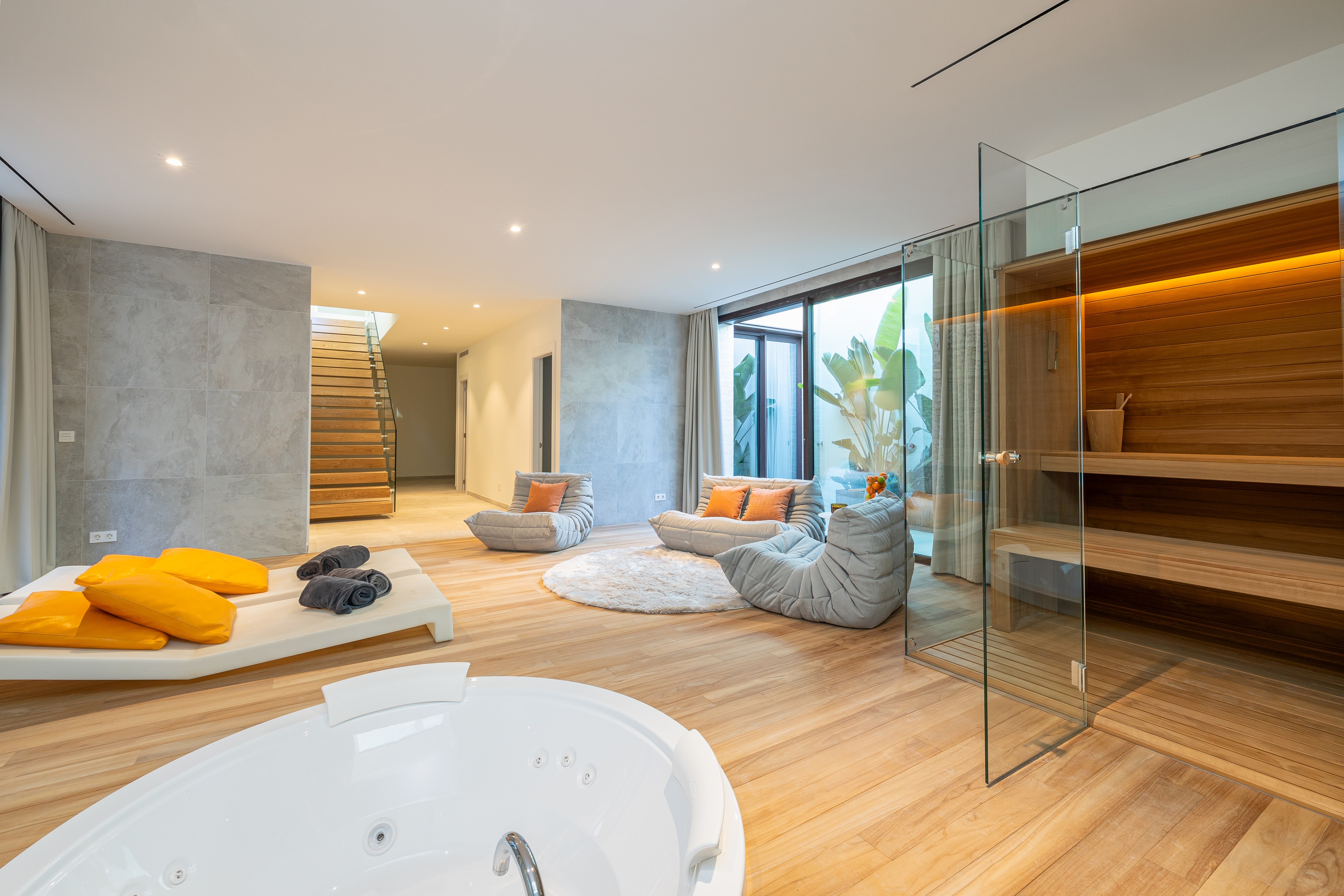 Villa Three Bedrooms Three Bathrooms