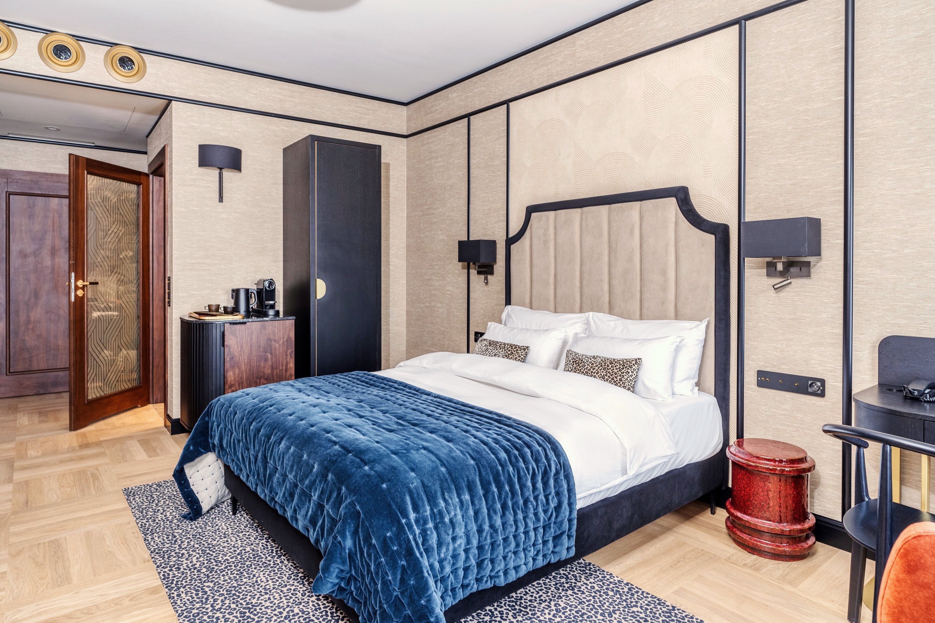 Double Single Deluxe One Bed