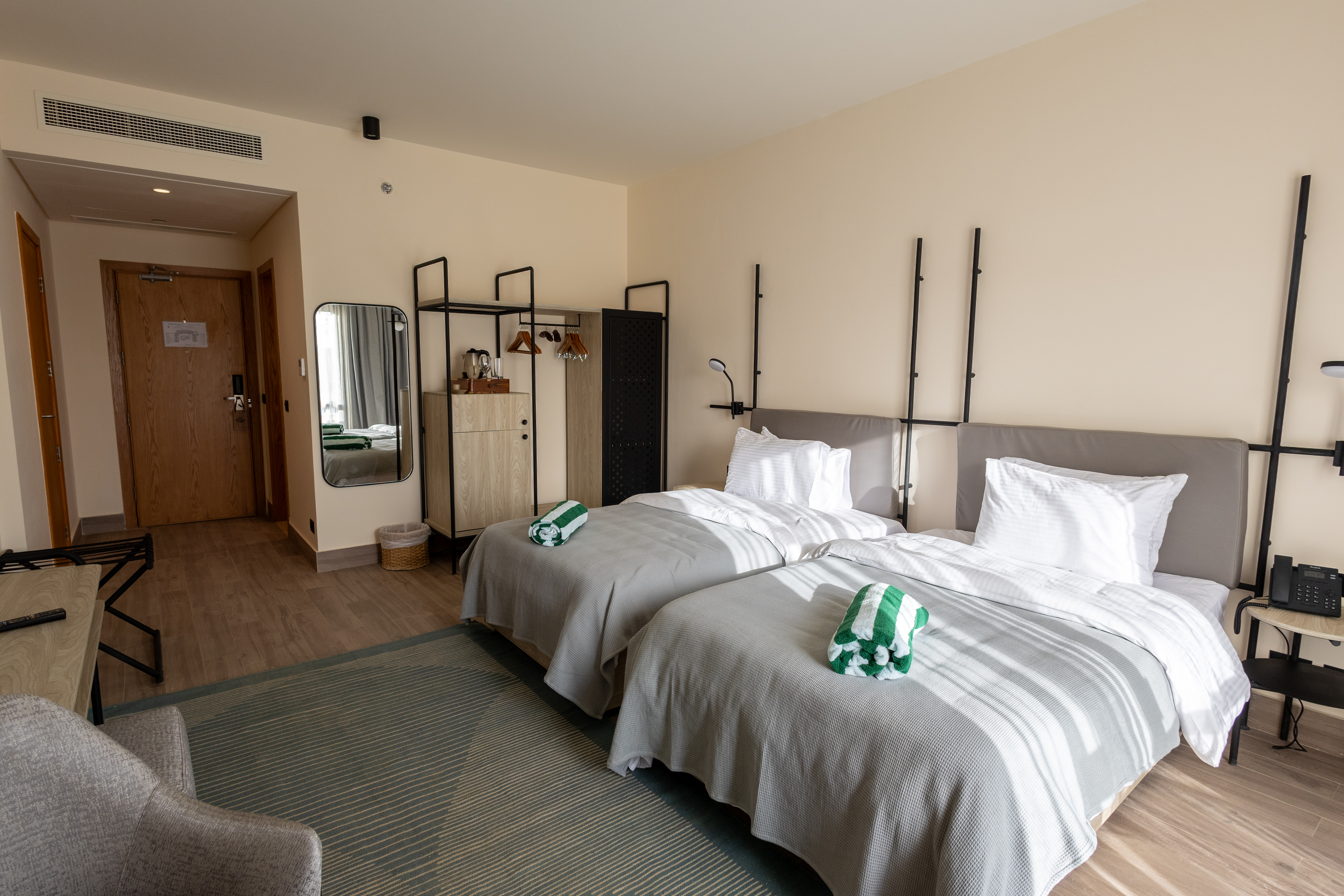 Double or Twin Standard