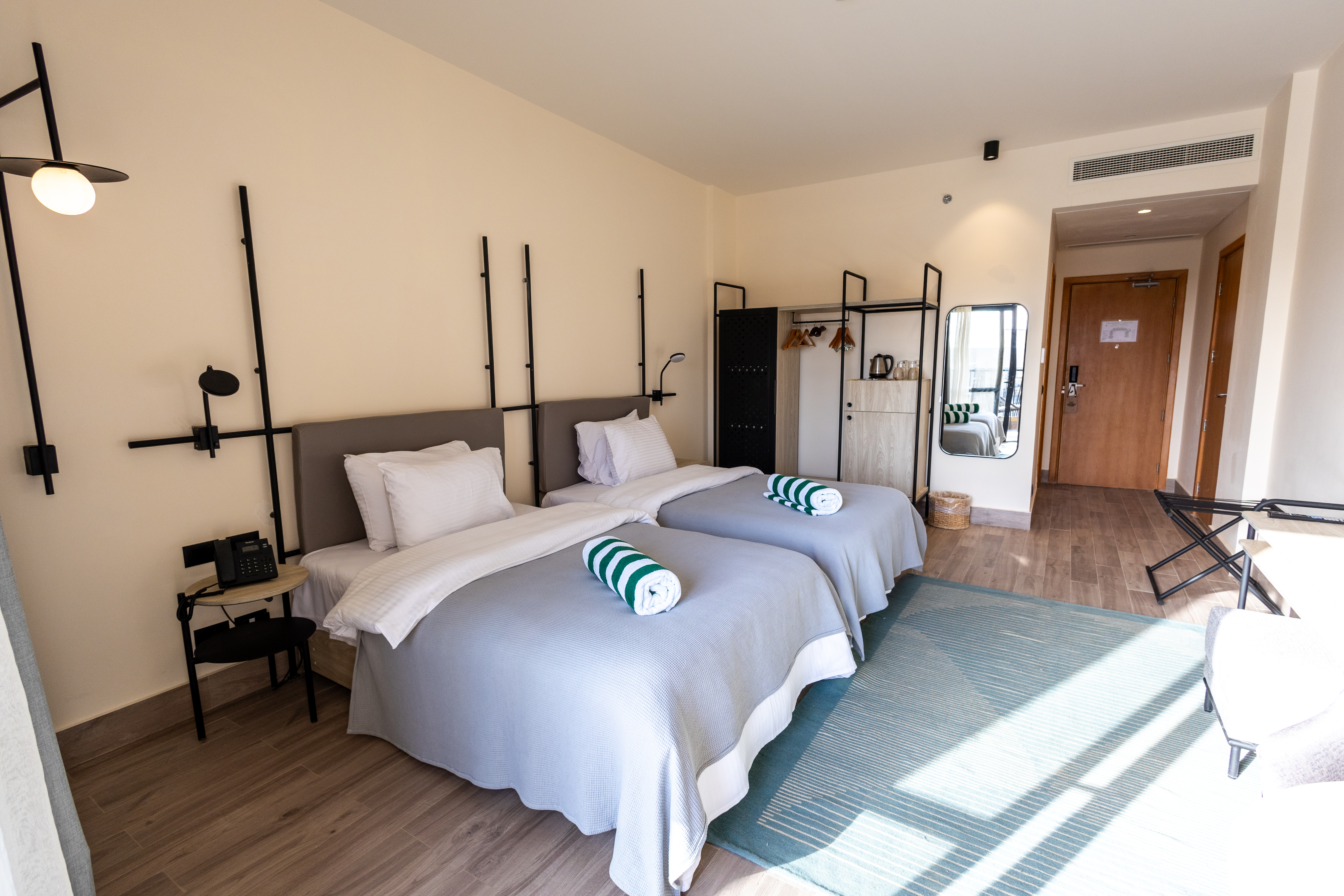 Double or Twin Standard