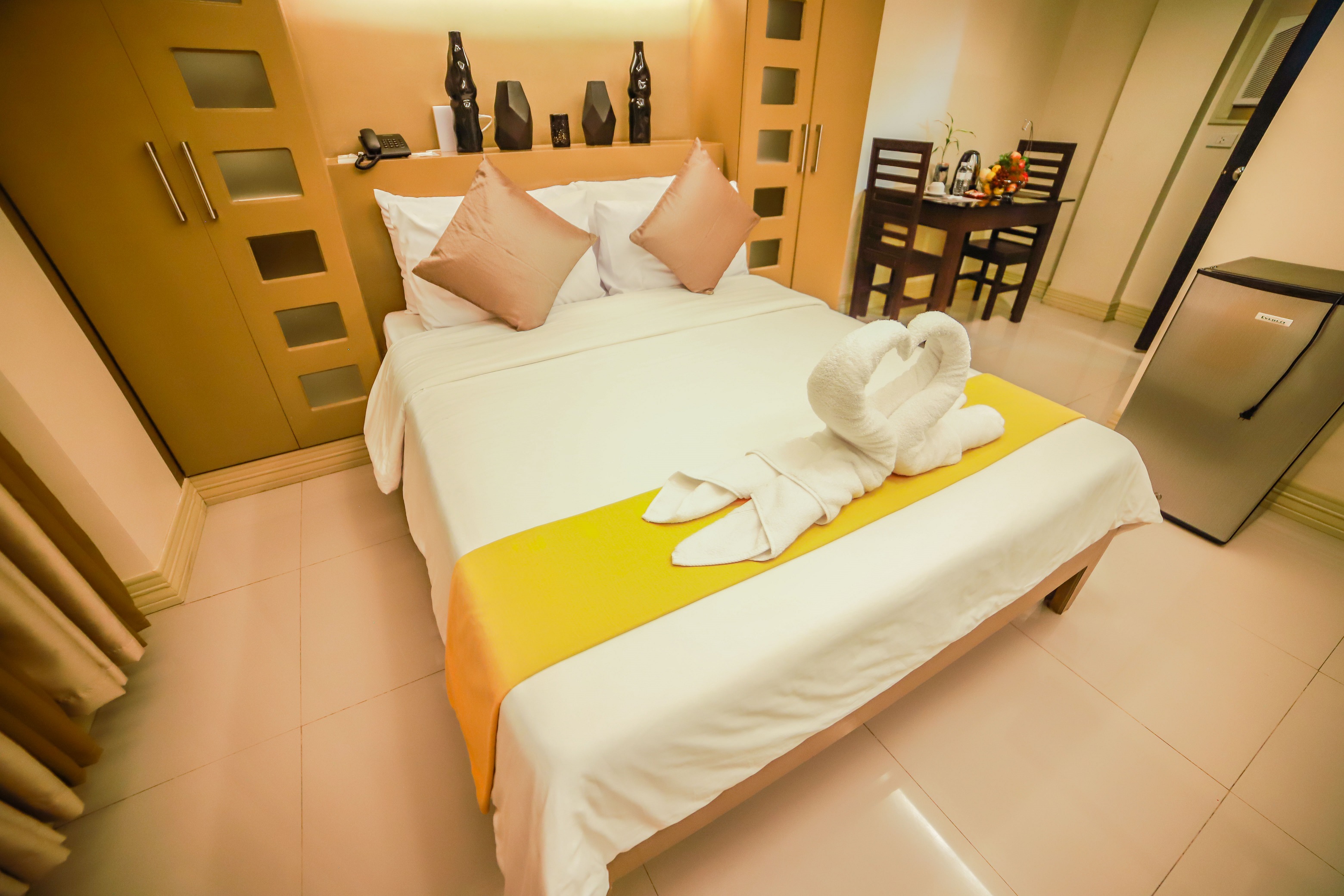 Double Queen Size Bed