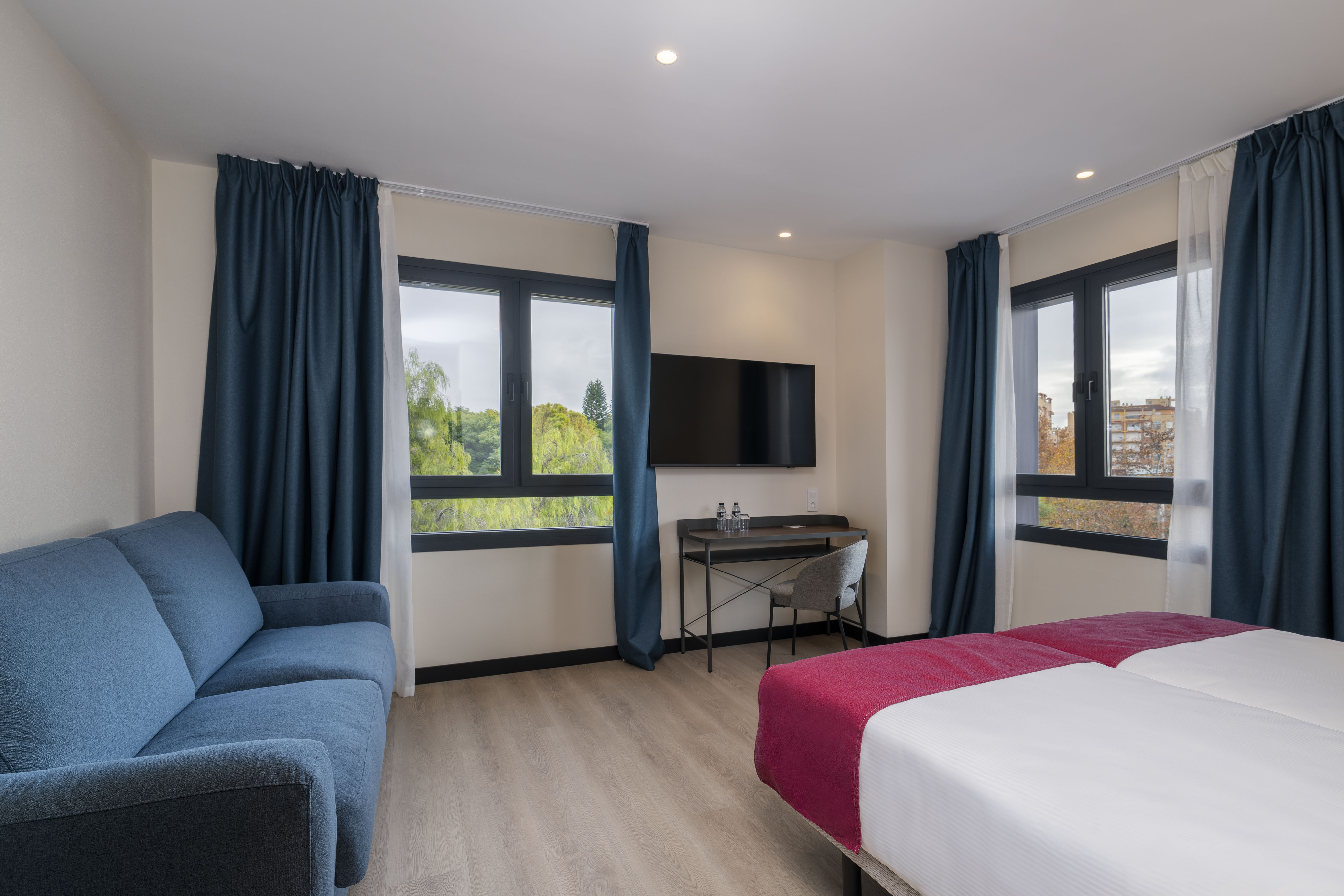 Double or Twin Superior