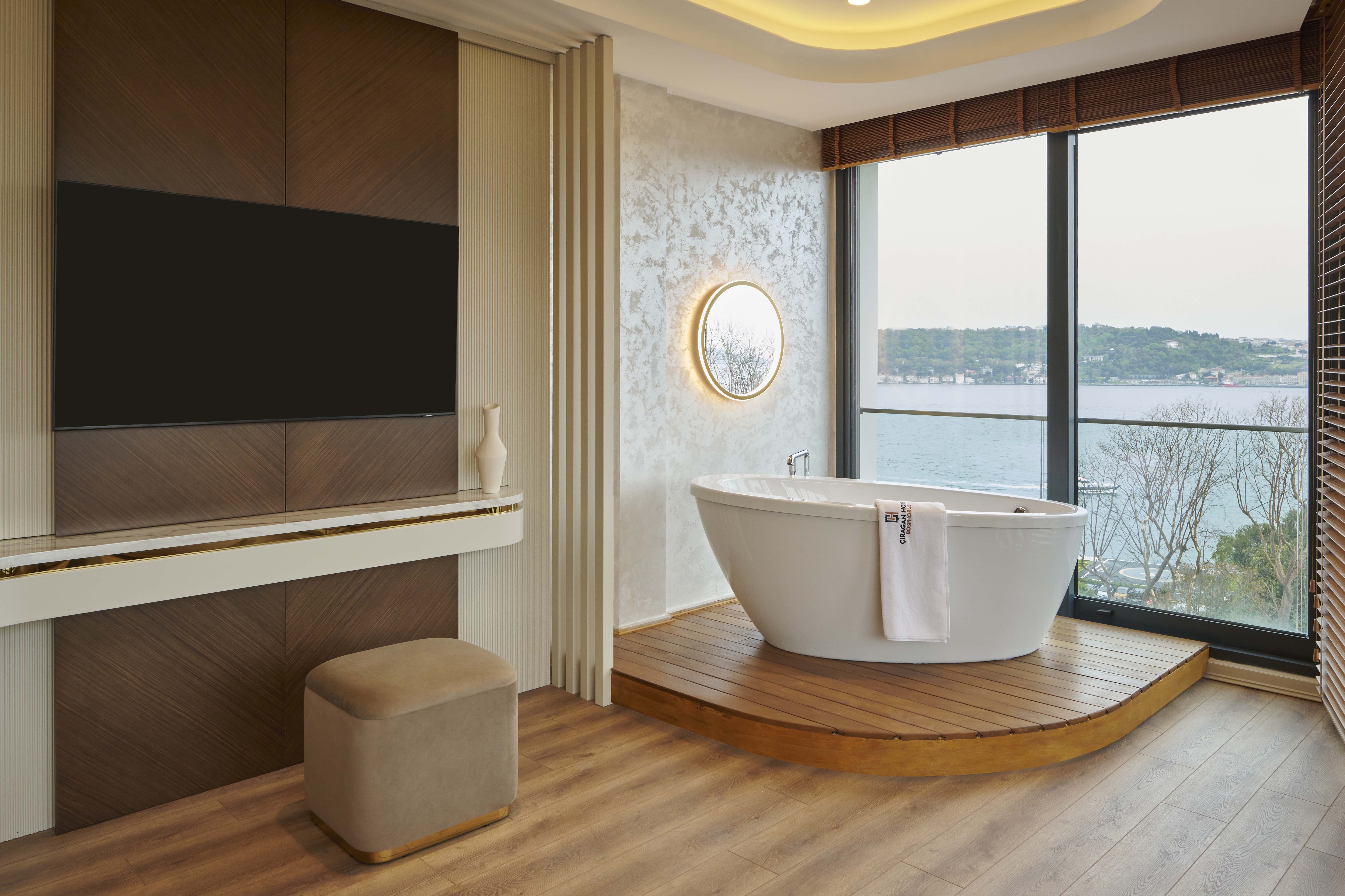 Suite Sea View with Balcony