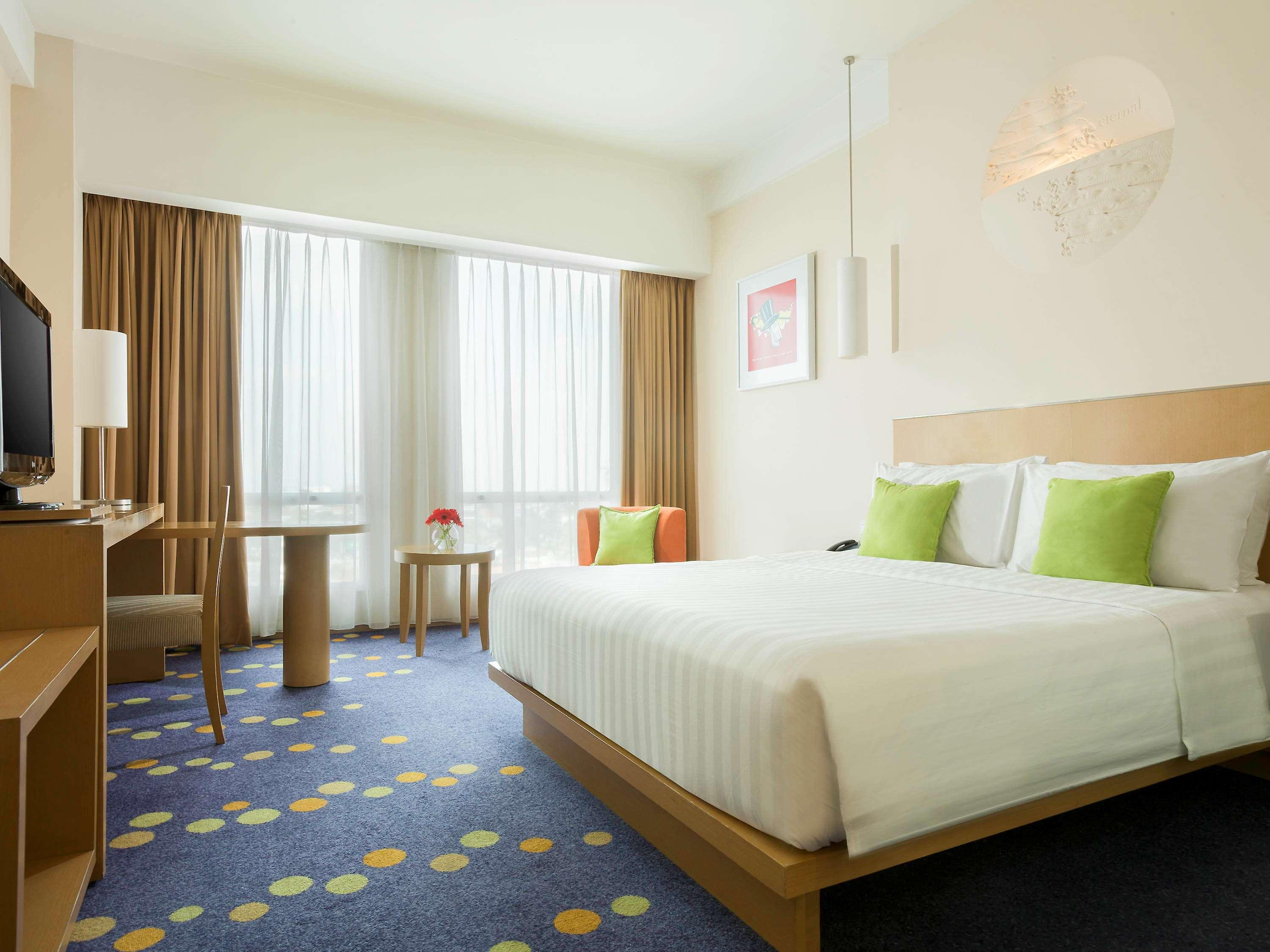 Double Superior King Bed