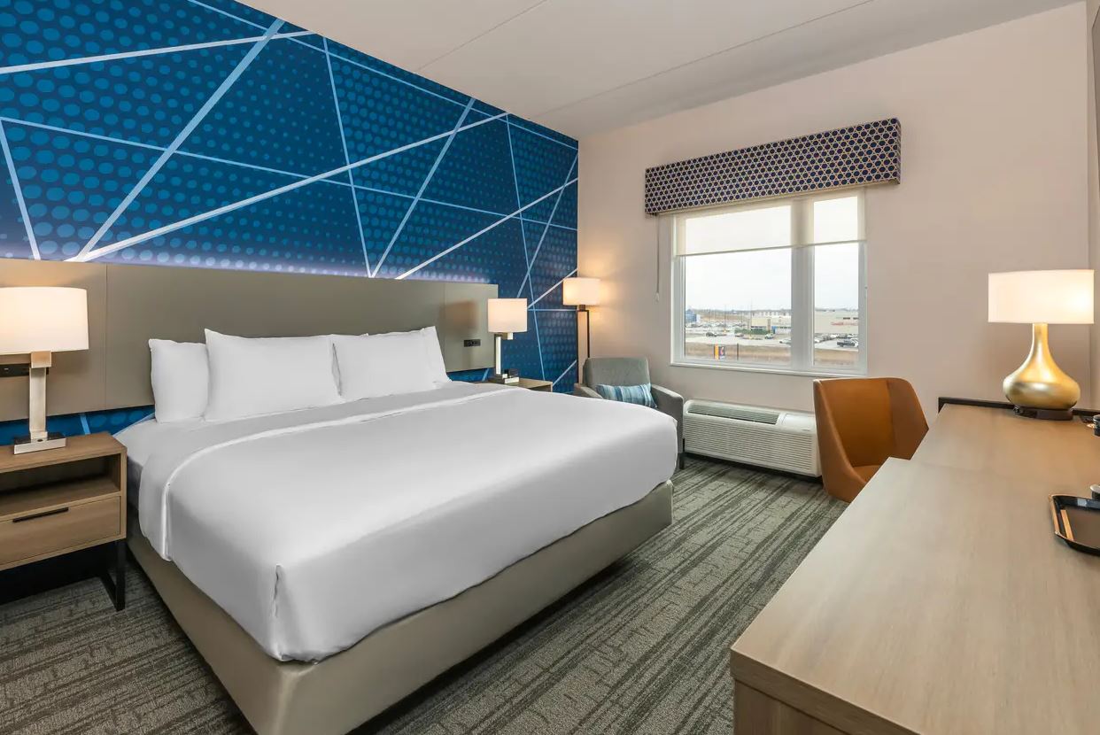 Double Accessible King Size Bed