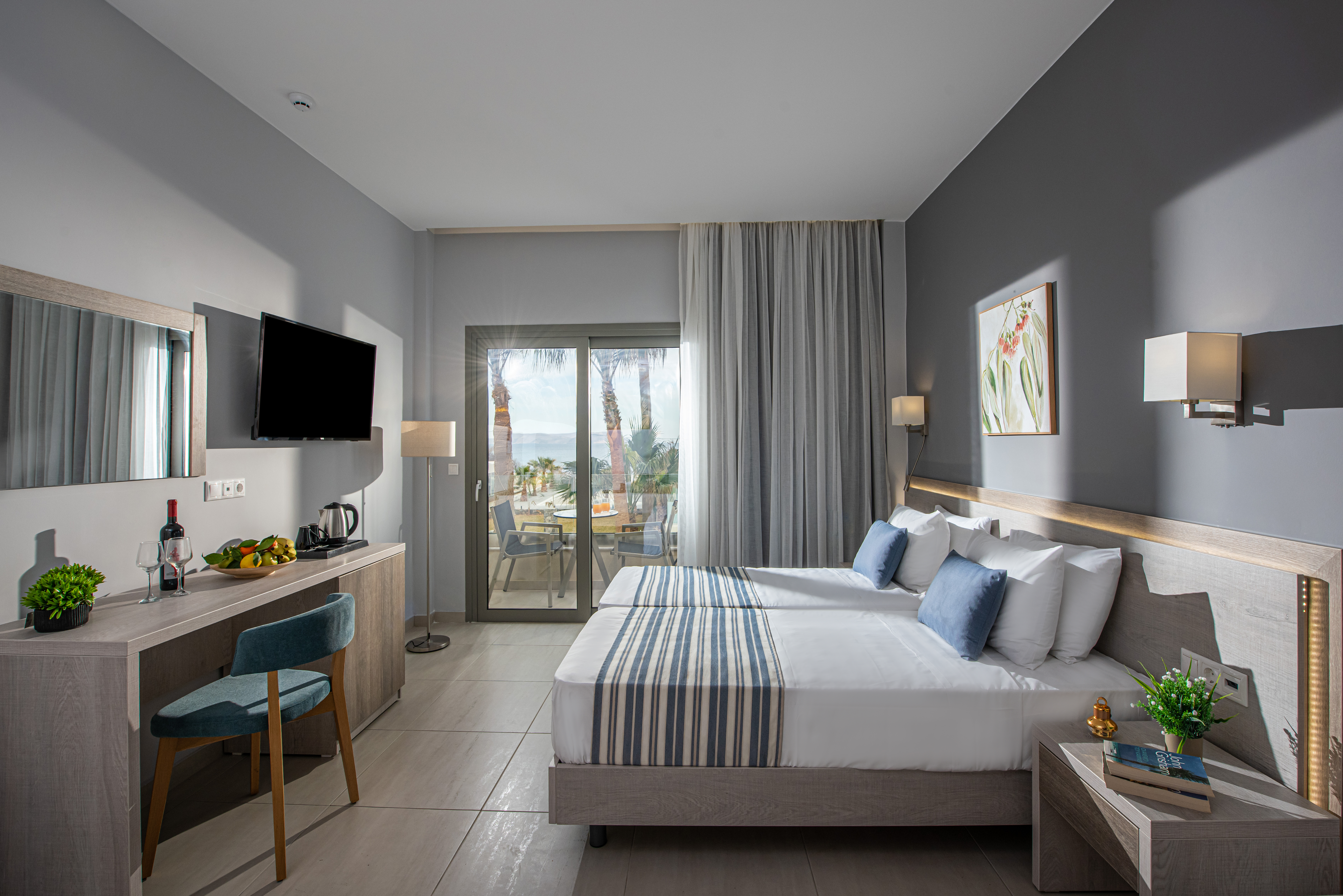 Double or Twin Deluxe Sea View