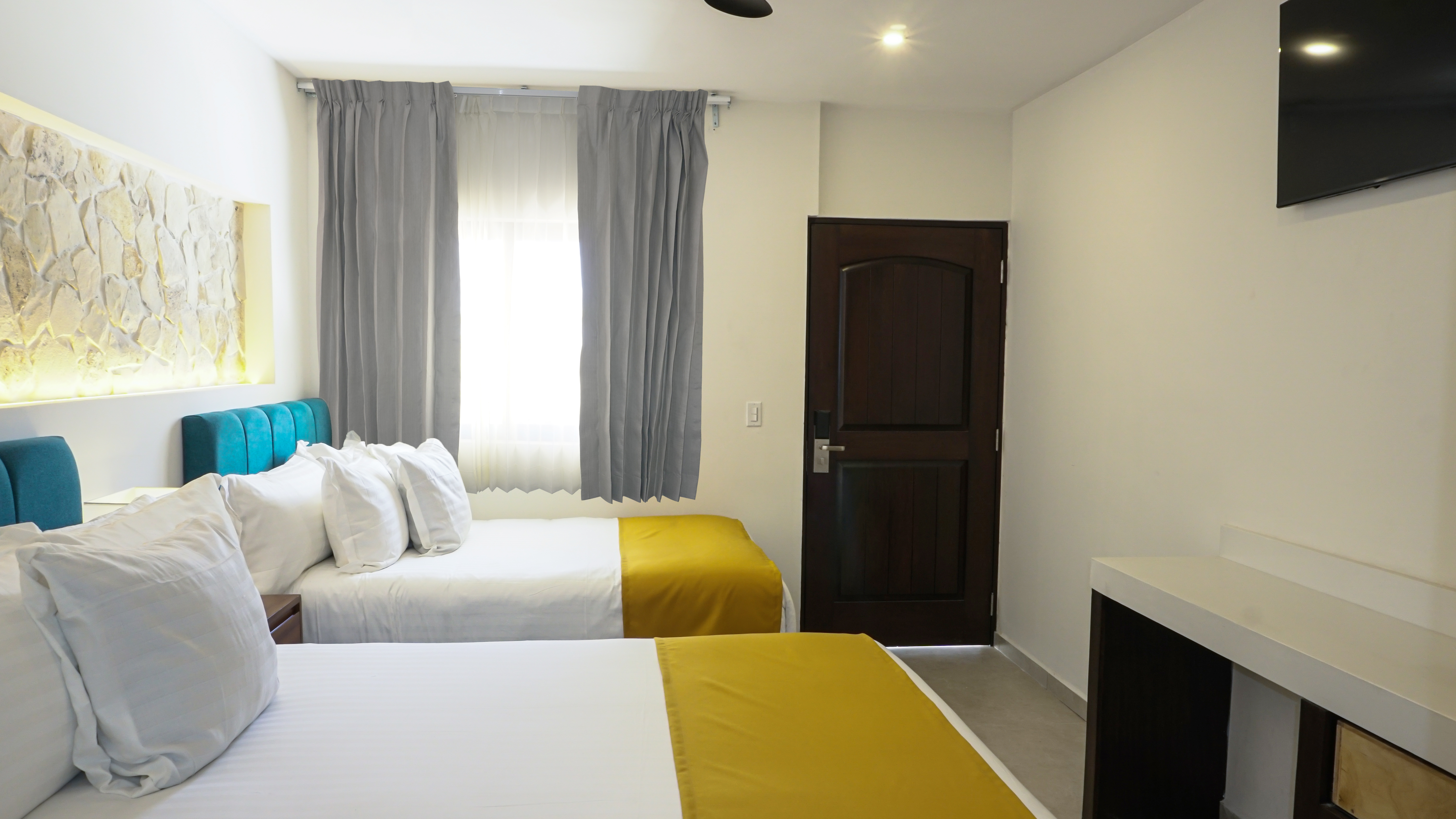 Double Two Queen Beds