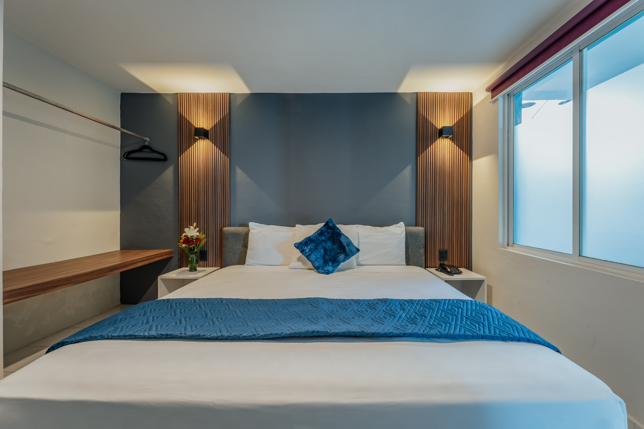 Double Deluxe King Bed