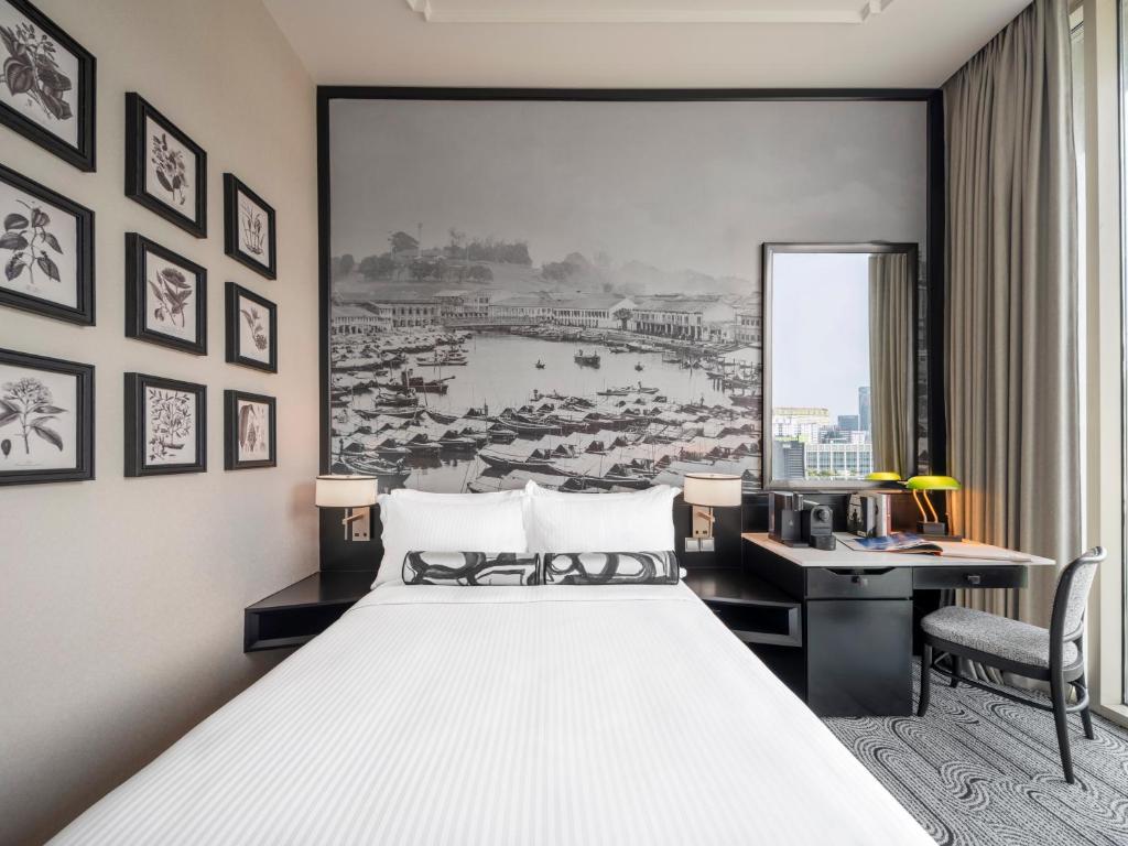 Studio Deluxe Queen Bed