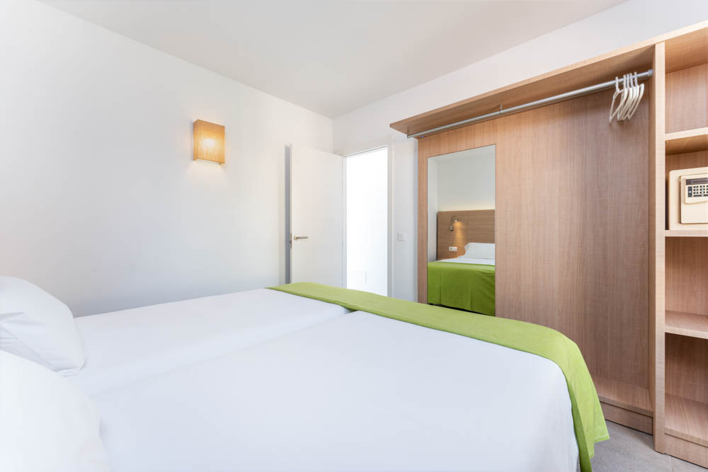 Apartment with Balcony