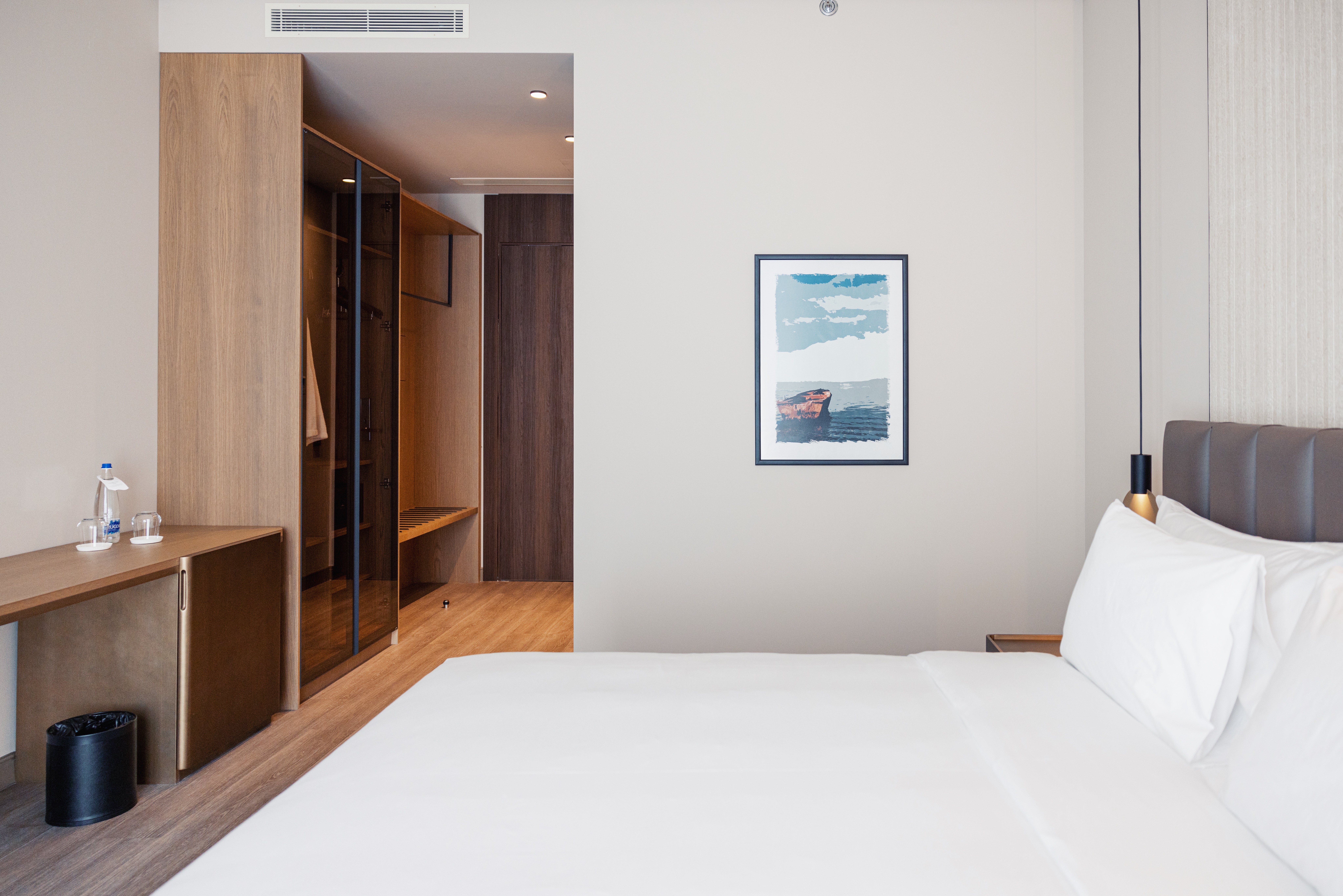 Suite Luxury City View