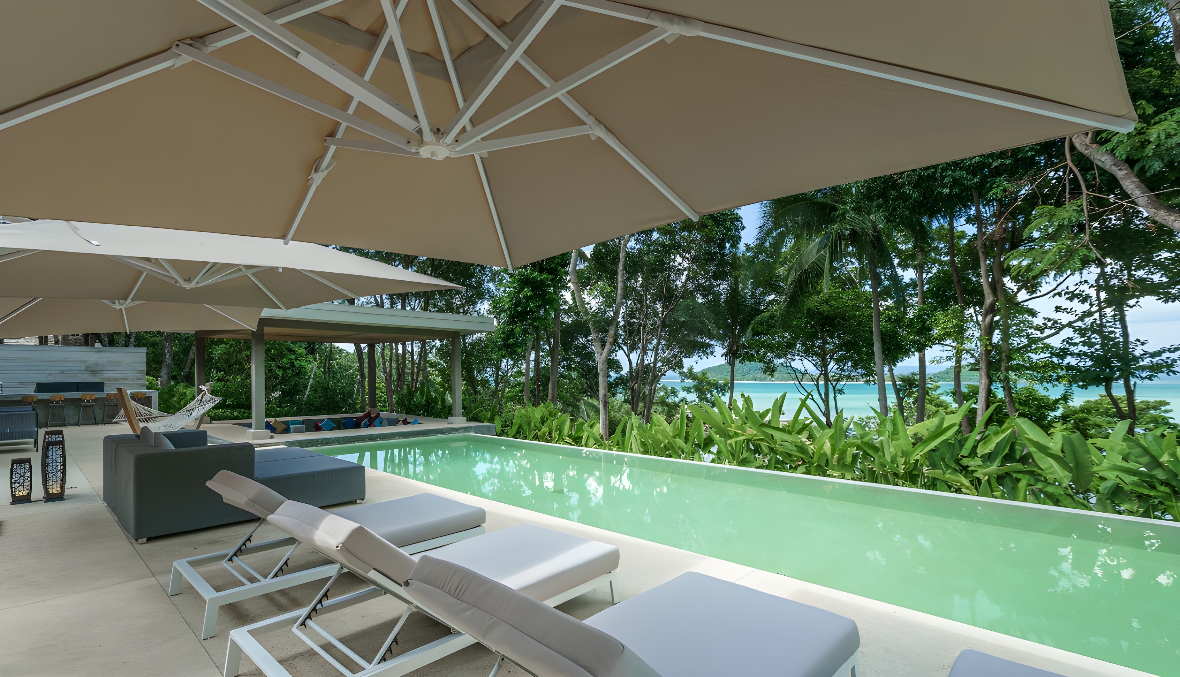 Villa Four Bedrooms with Private Pool