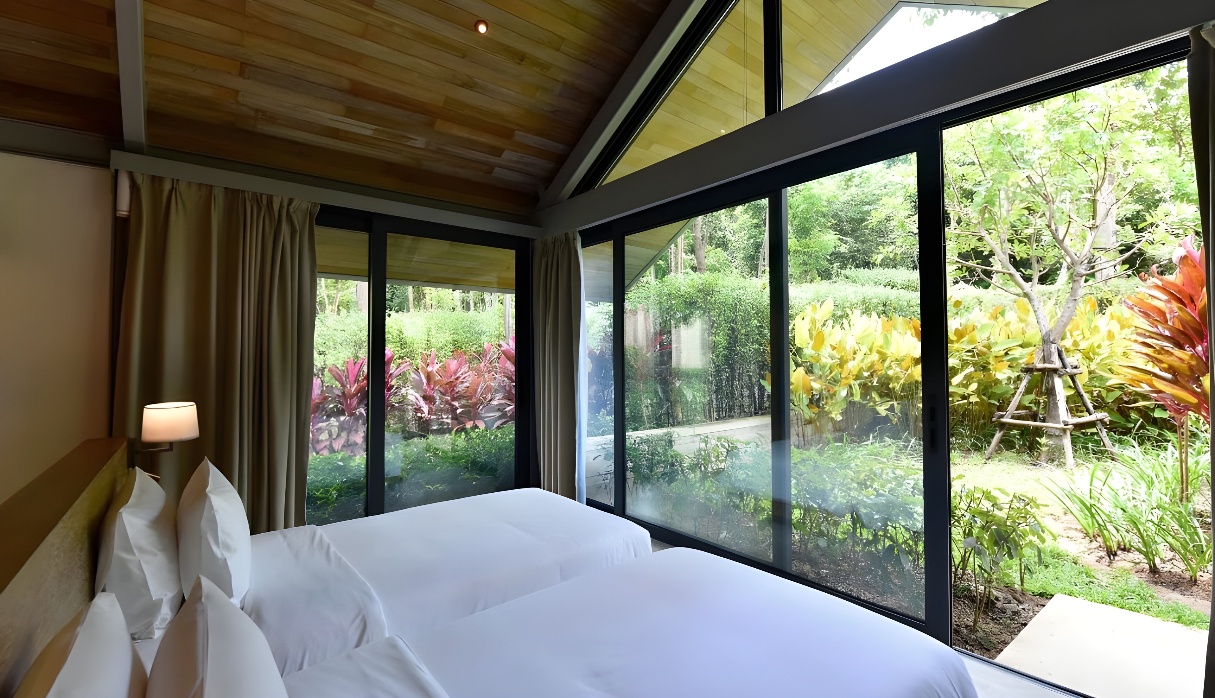 Villa Three Bedrooms Three Bathrooms