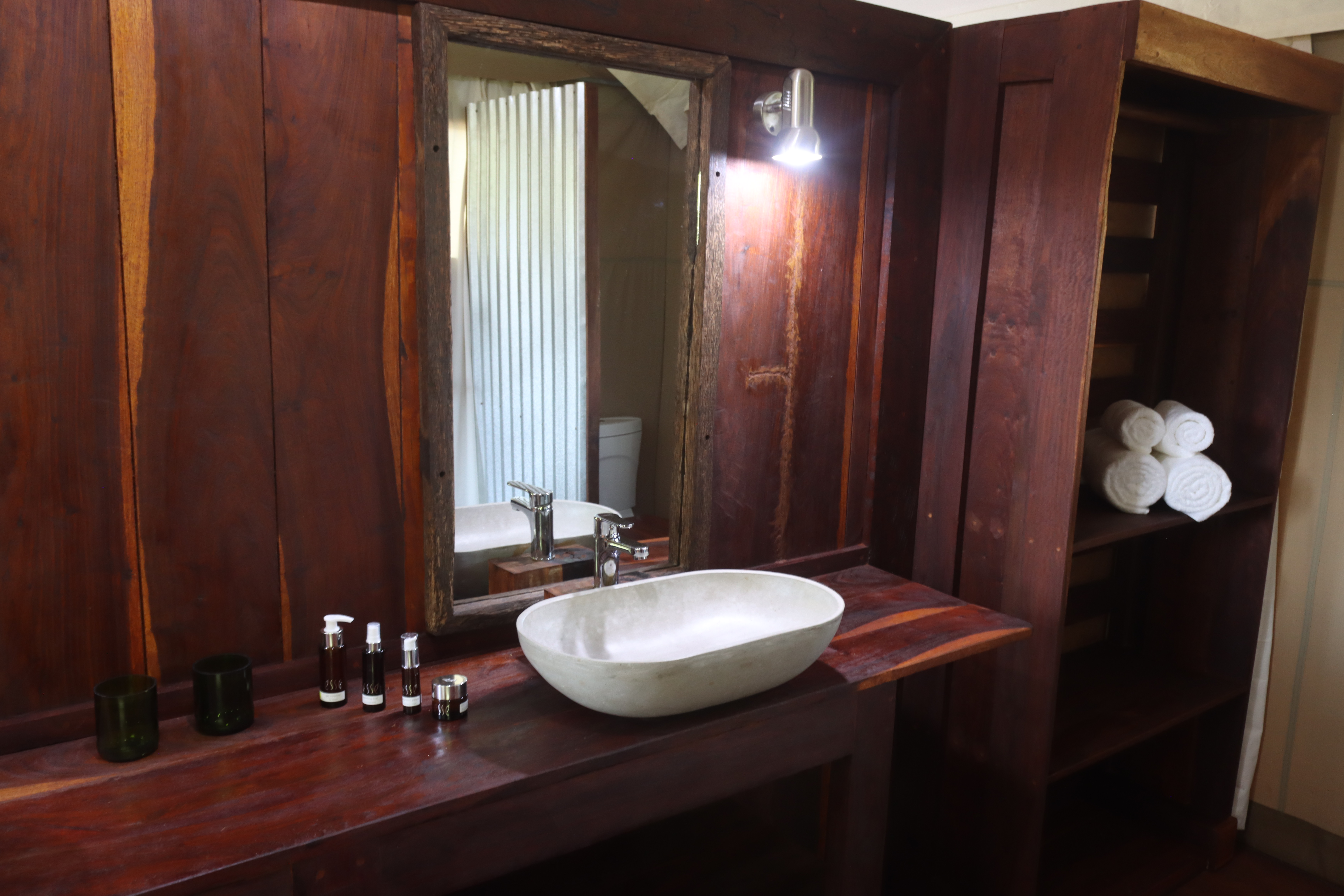 Double or Twin Deluxe