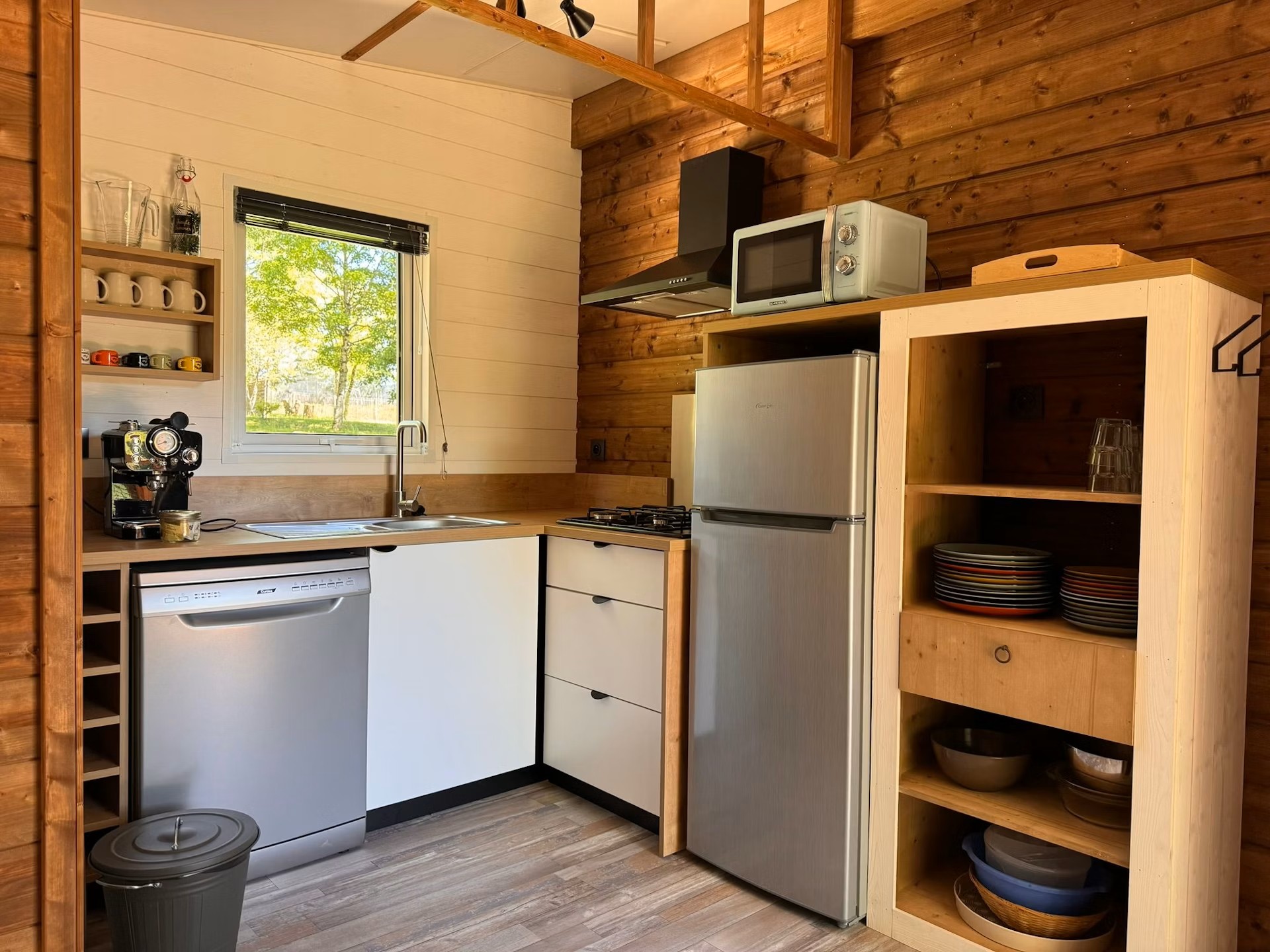 Bungalow Three Bedrooms Two Bathrooms