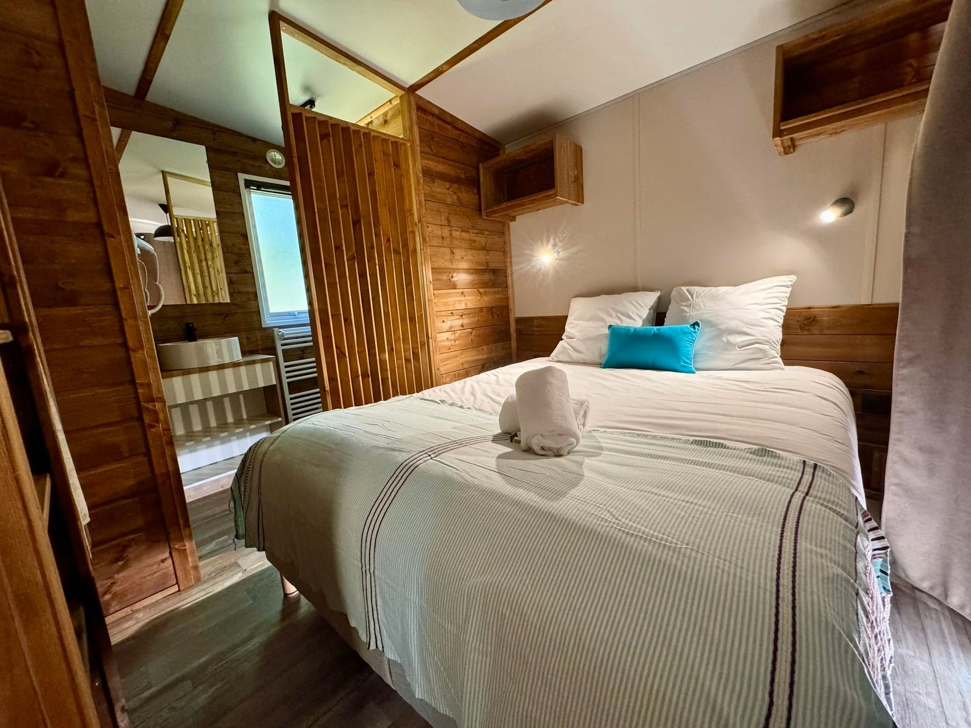 Bungalow Three Bedrooms Two Bathrooms