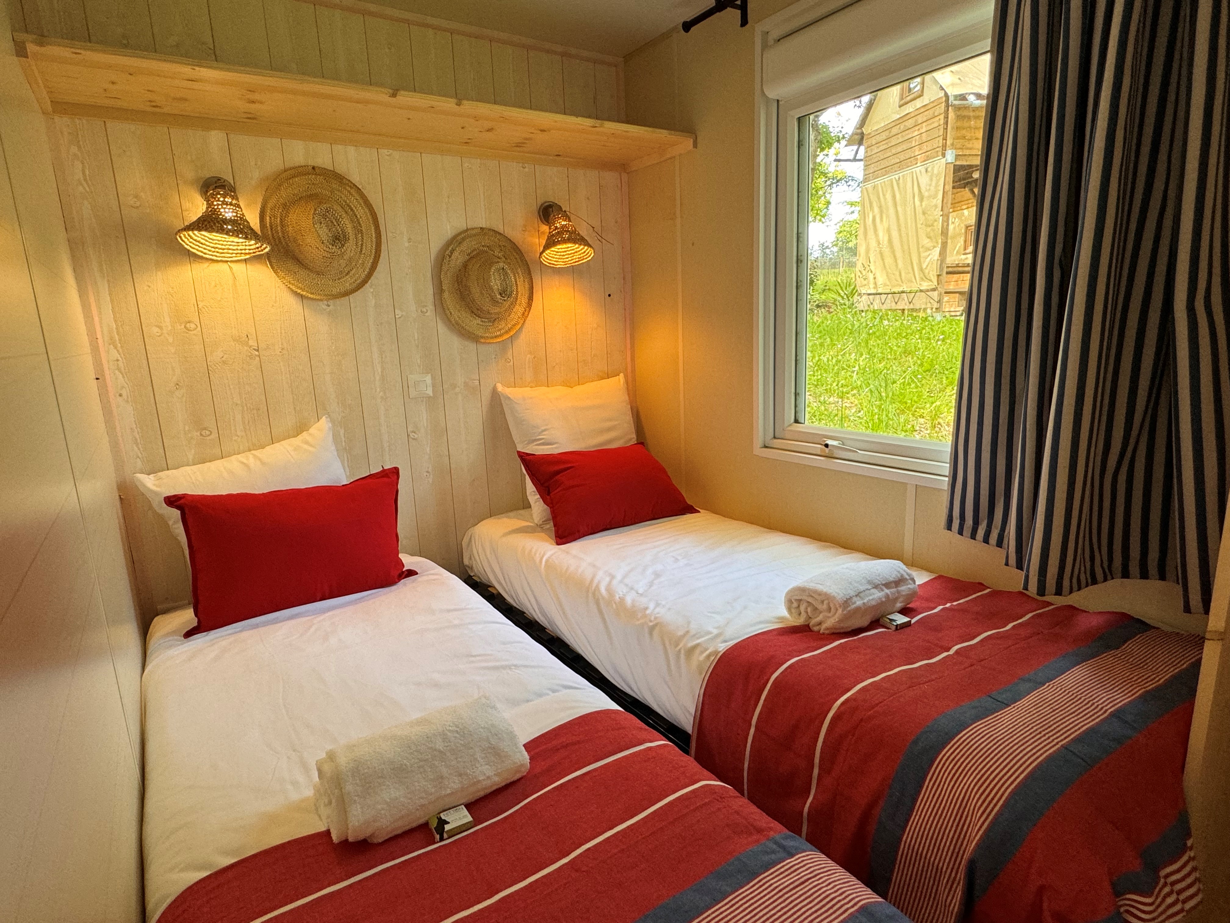 Mobile Home Two Bedrooms One Bathroom