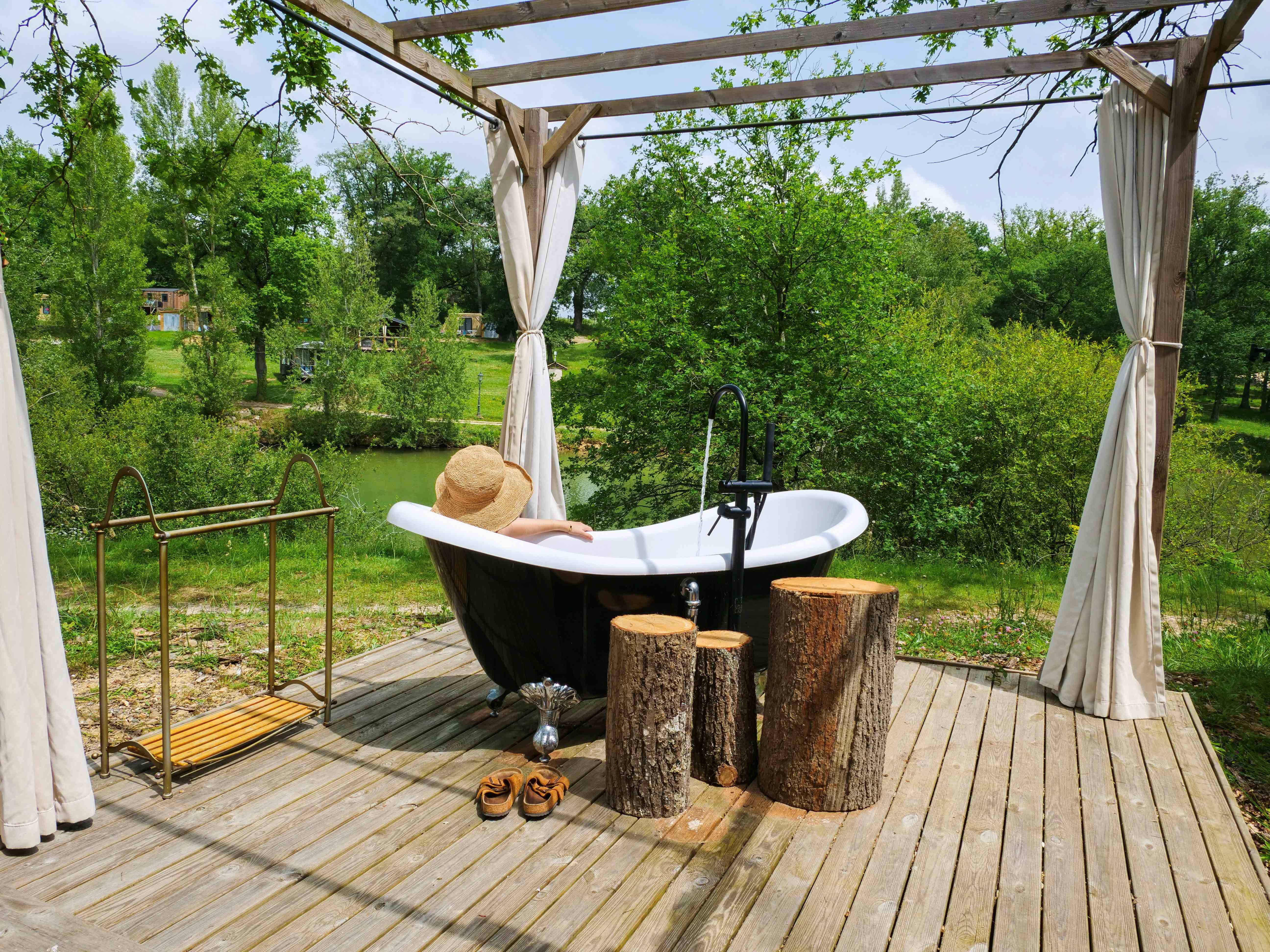 Tent One Bedroom One Bathroom