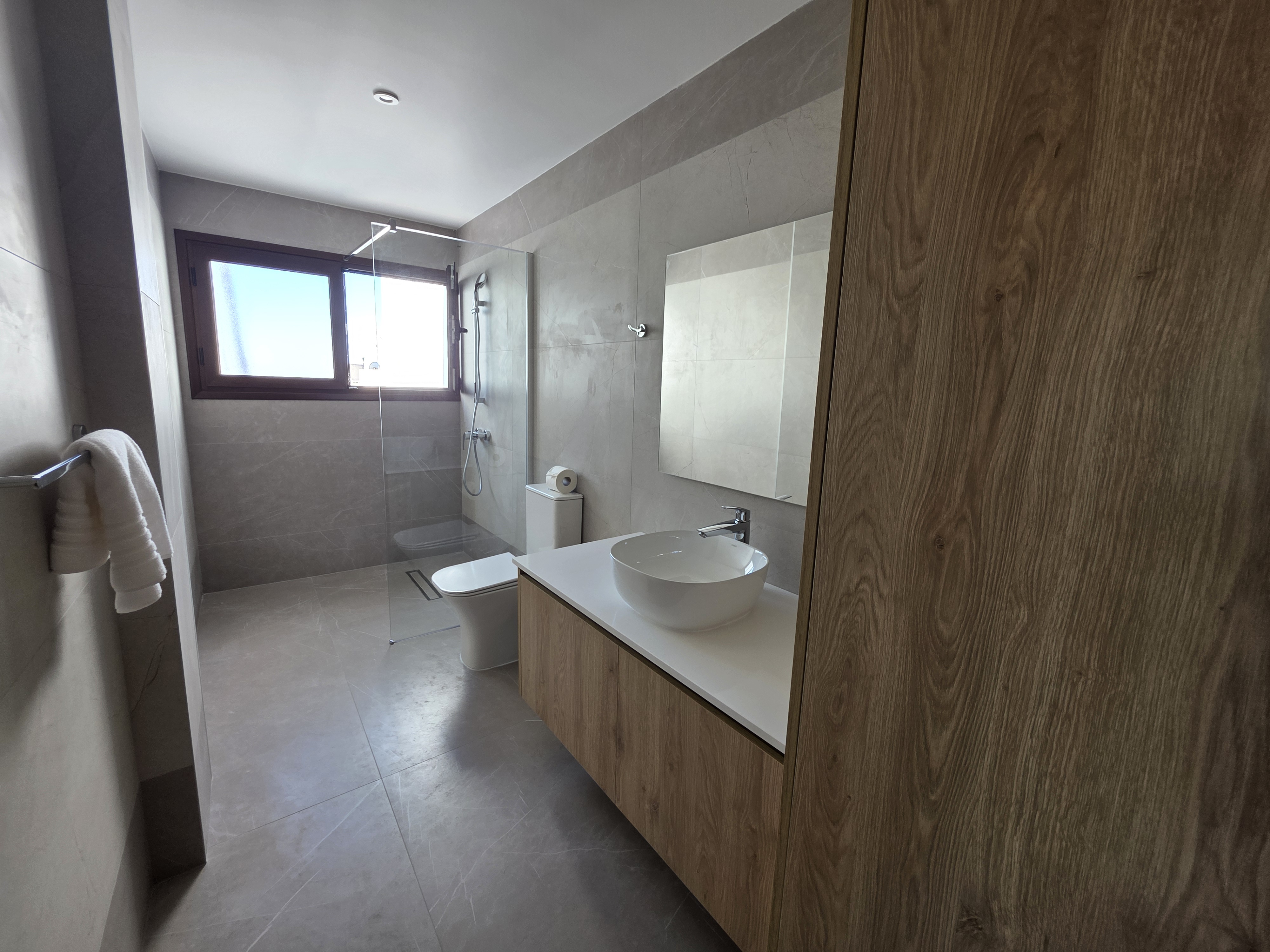 Apartment Two Bedrooms with Air Conditioning