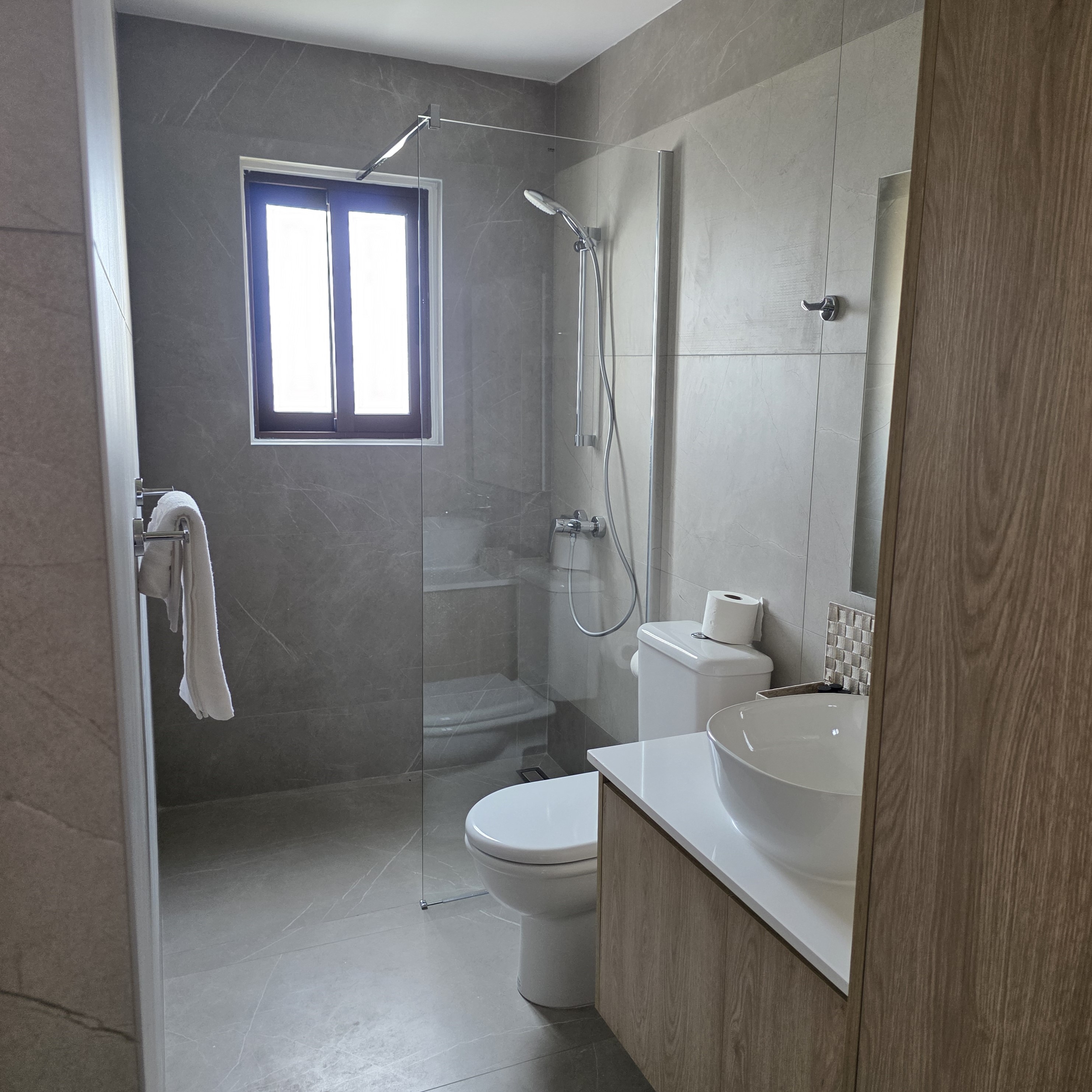 Apartment Two Bedrooms One Bathroom