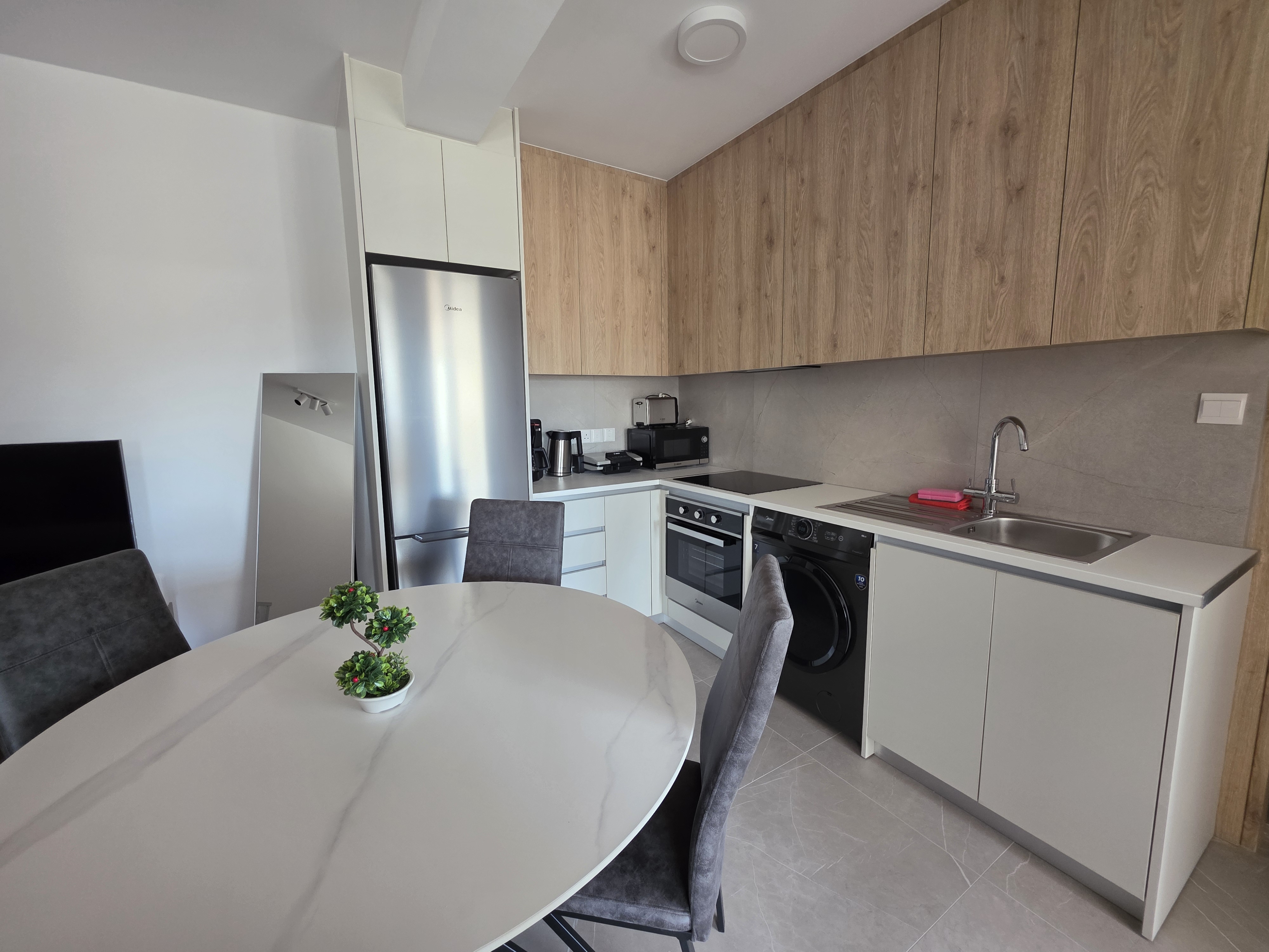 Apartment Two Bedrooms with Views