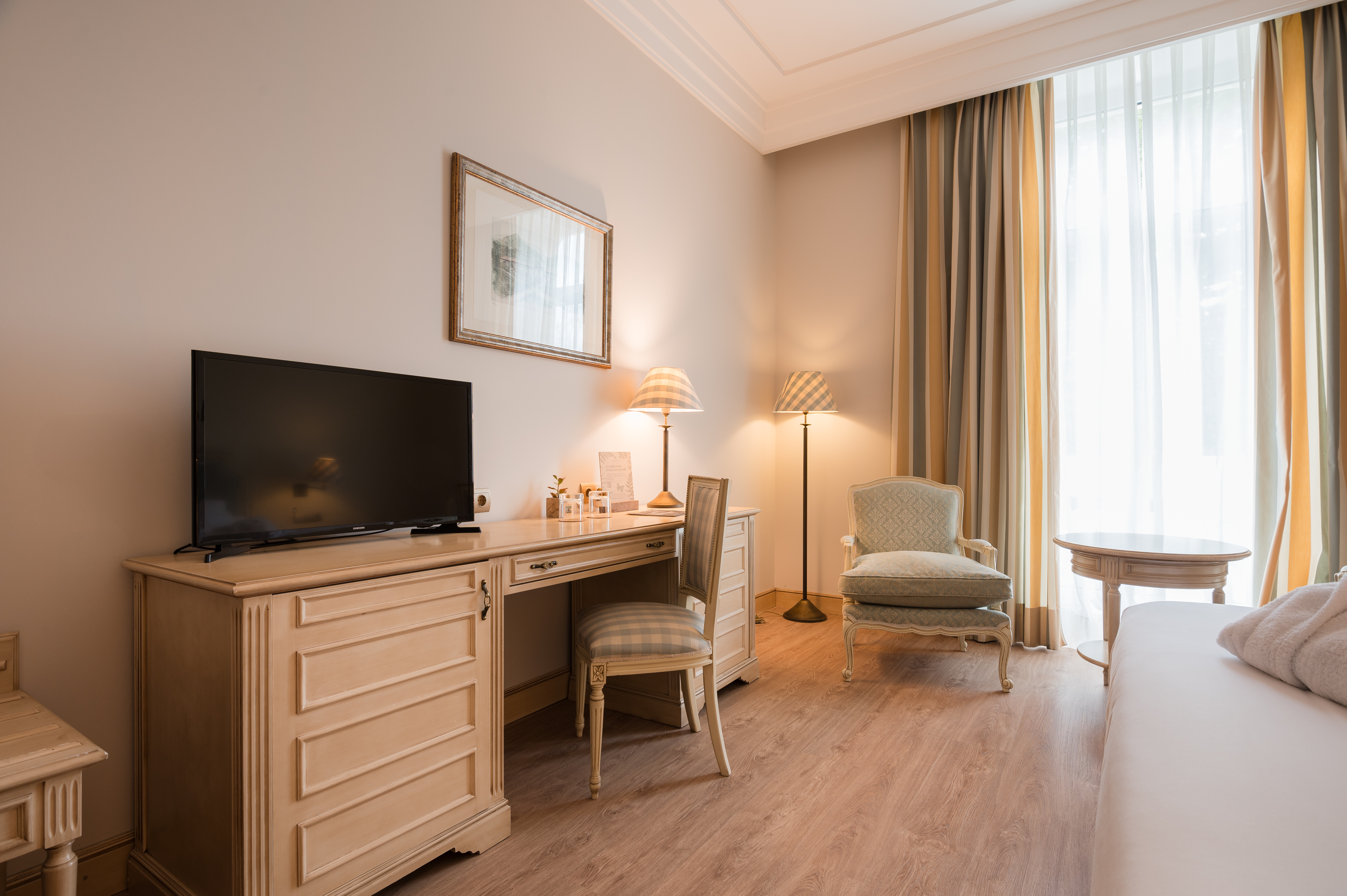 Double or Twin Standard