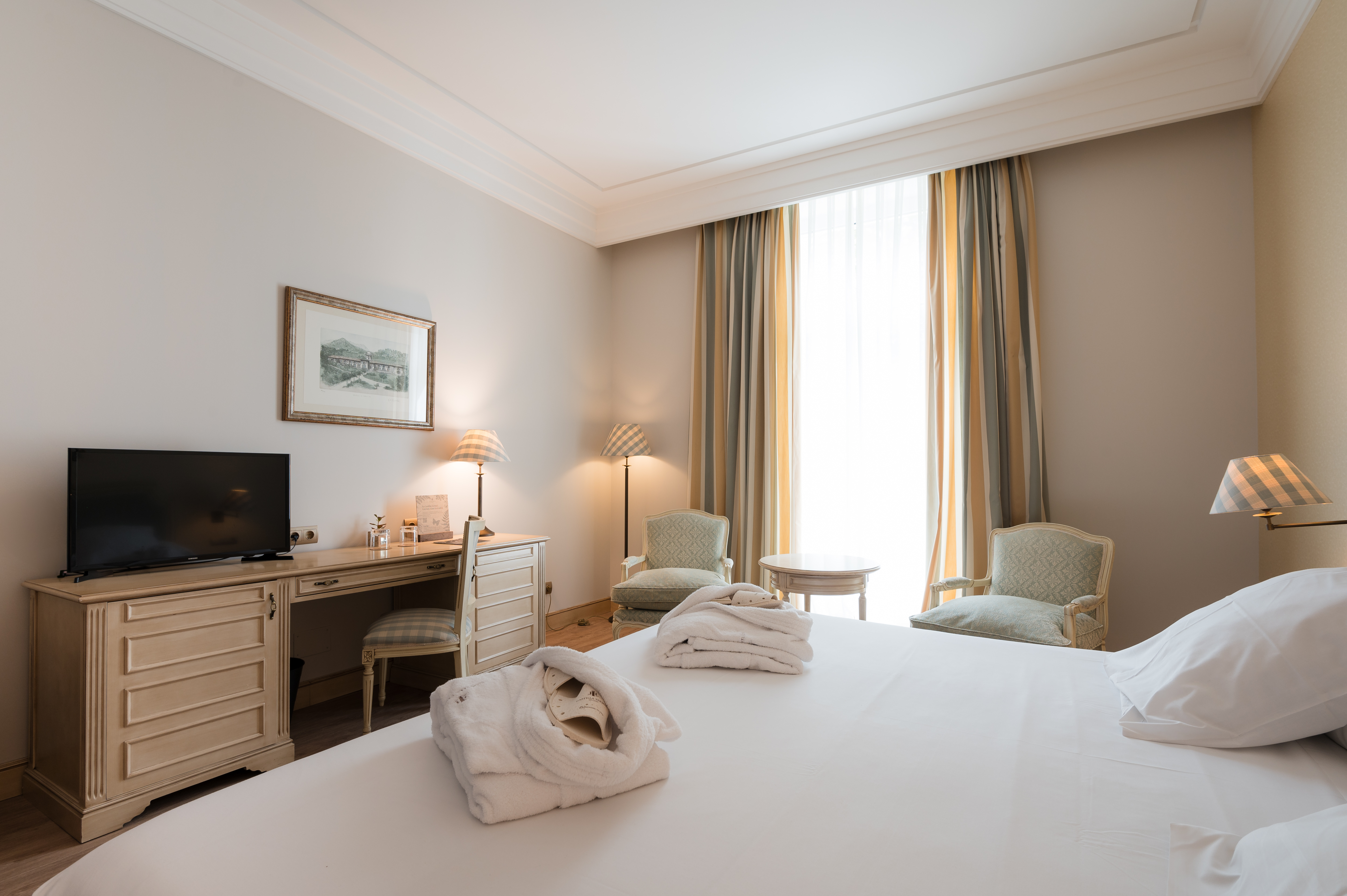 Double or Twin Standard