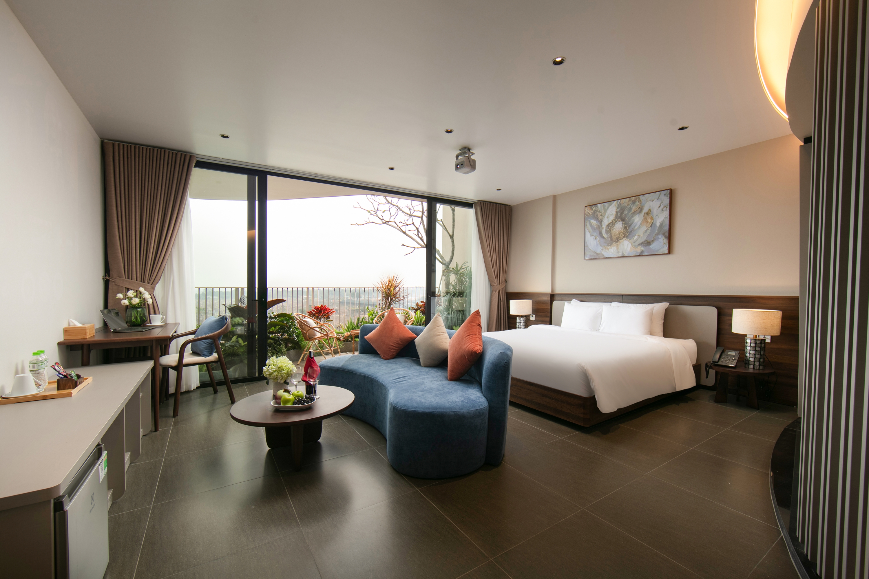 Suite Garden View with Balcony