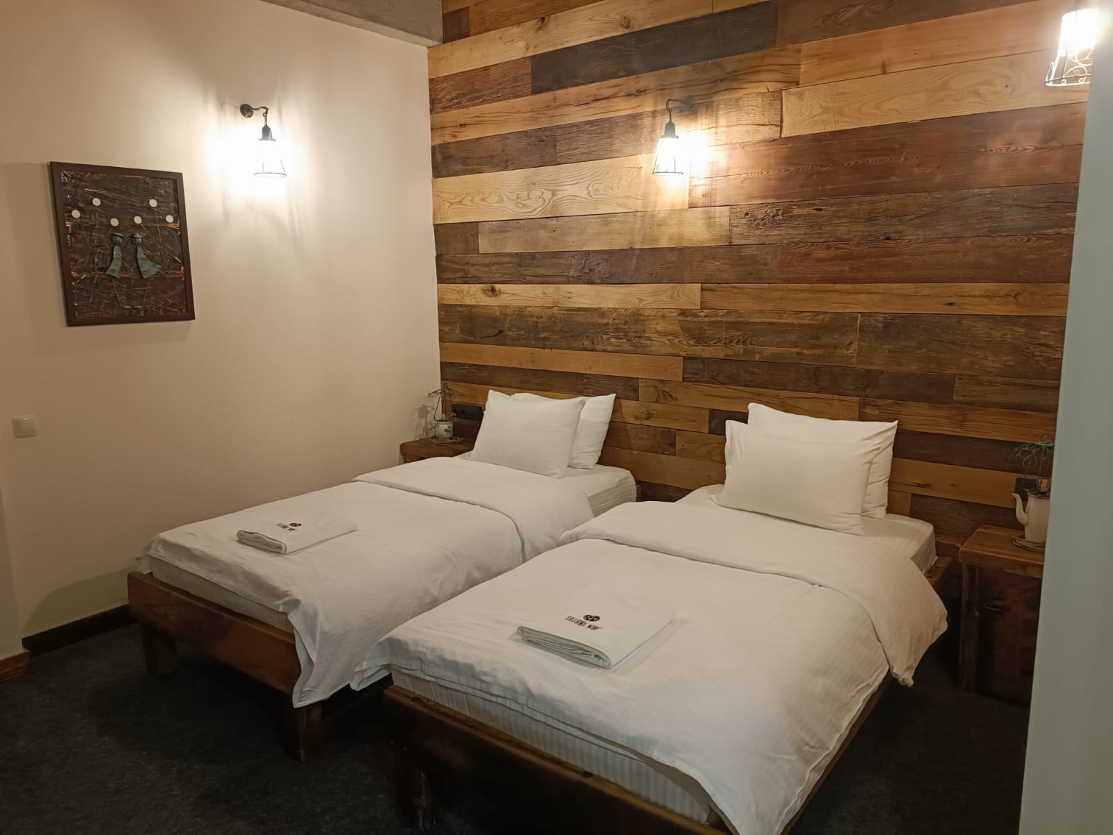 Double or Twin Deluxe