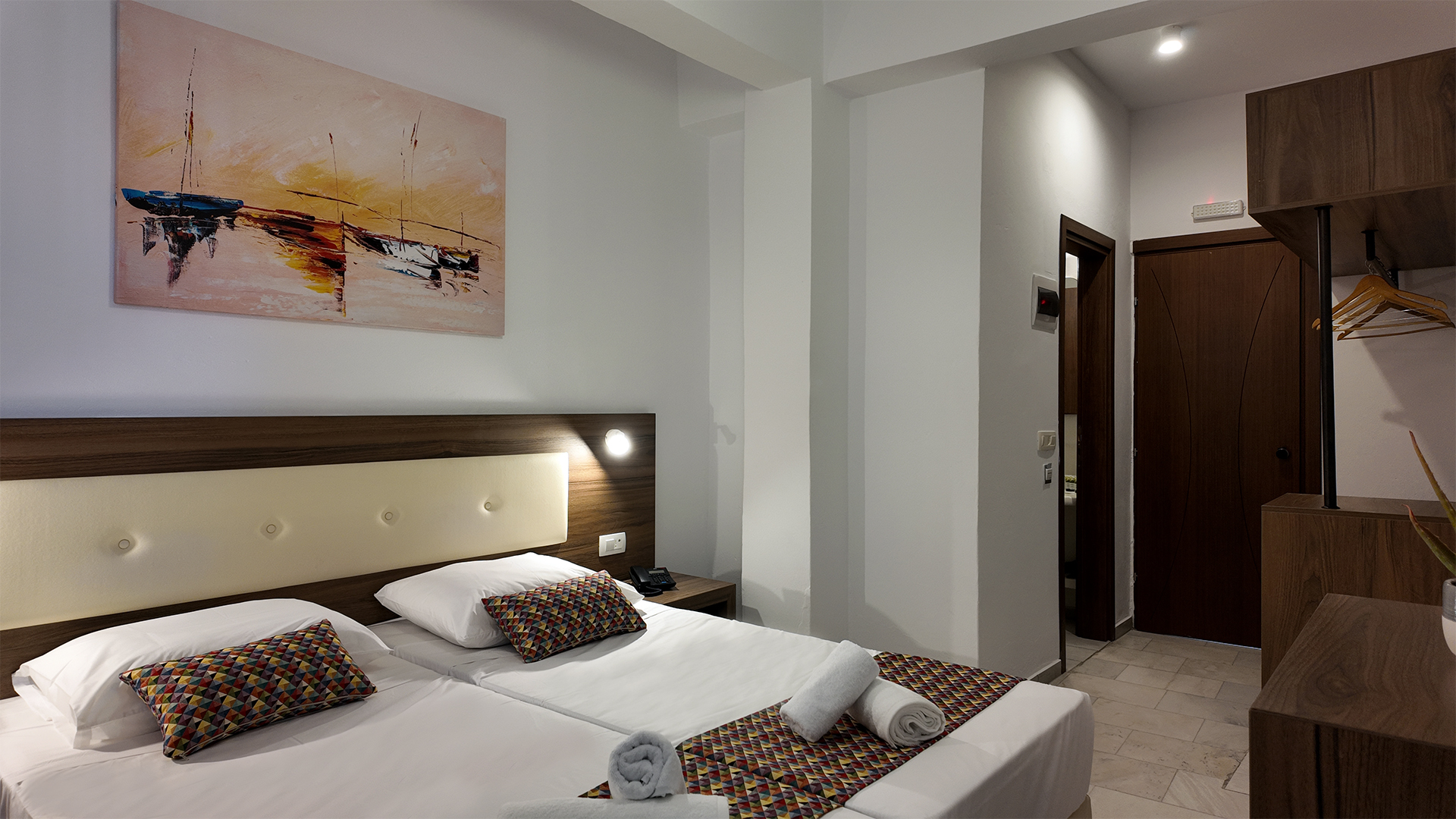 Double or Twin Side Sea View