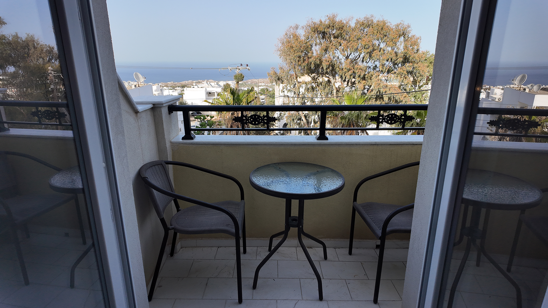 Double or Twin Side Sea View